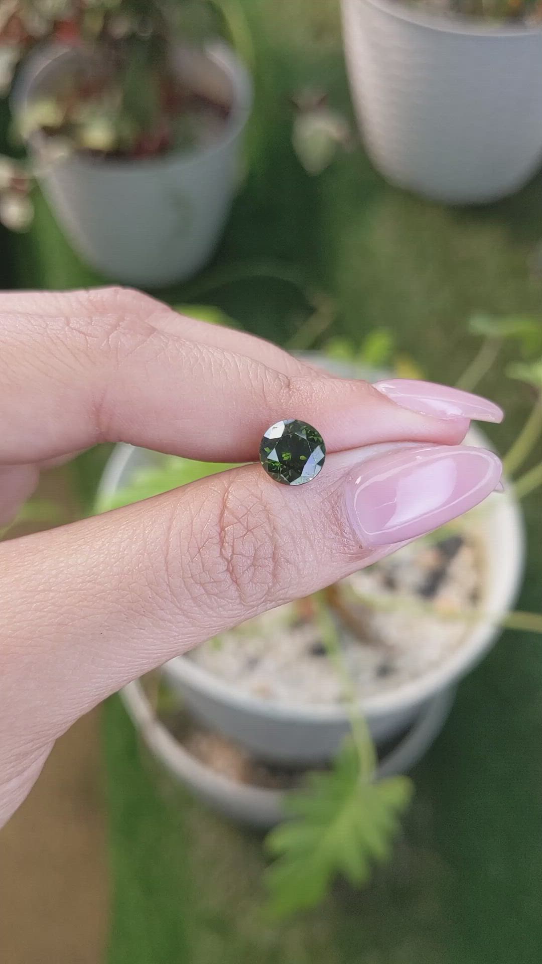 2.13 Ct. Zircon from Ceylon (Sri Lanka) Size Video