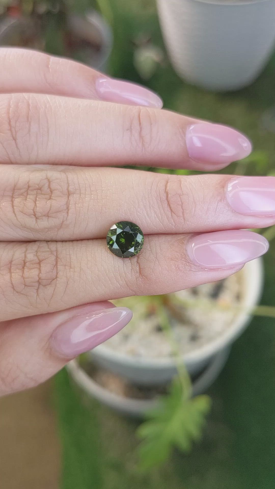 2.13 Ct. Zircon from Ceylon (Sri Lanka) Size Video