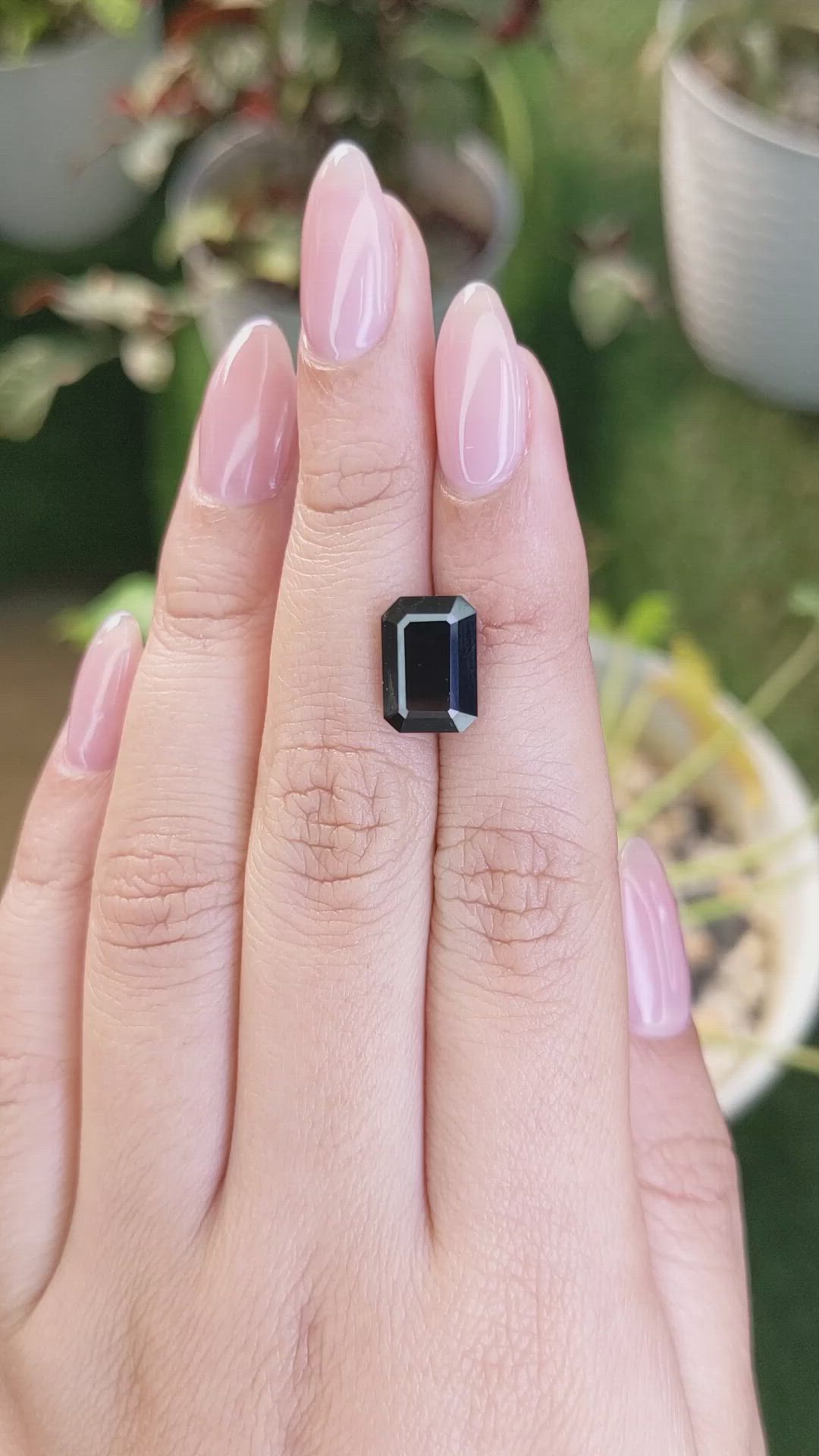 5.50 Ct. Spinel from Ceylon (Sri Lanka) Size Video