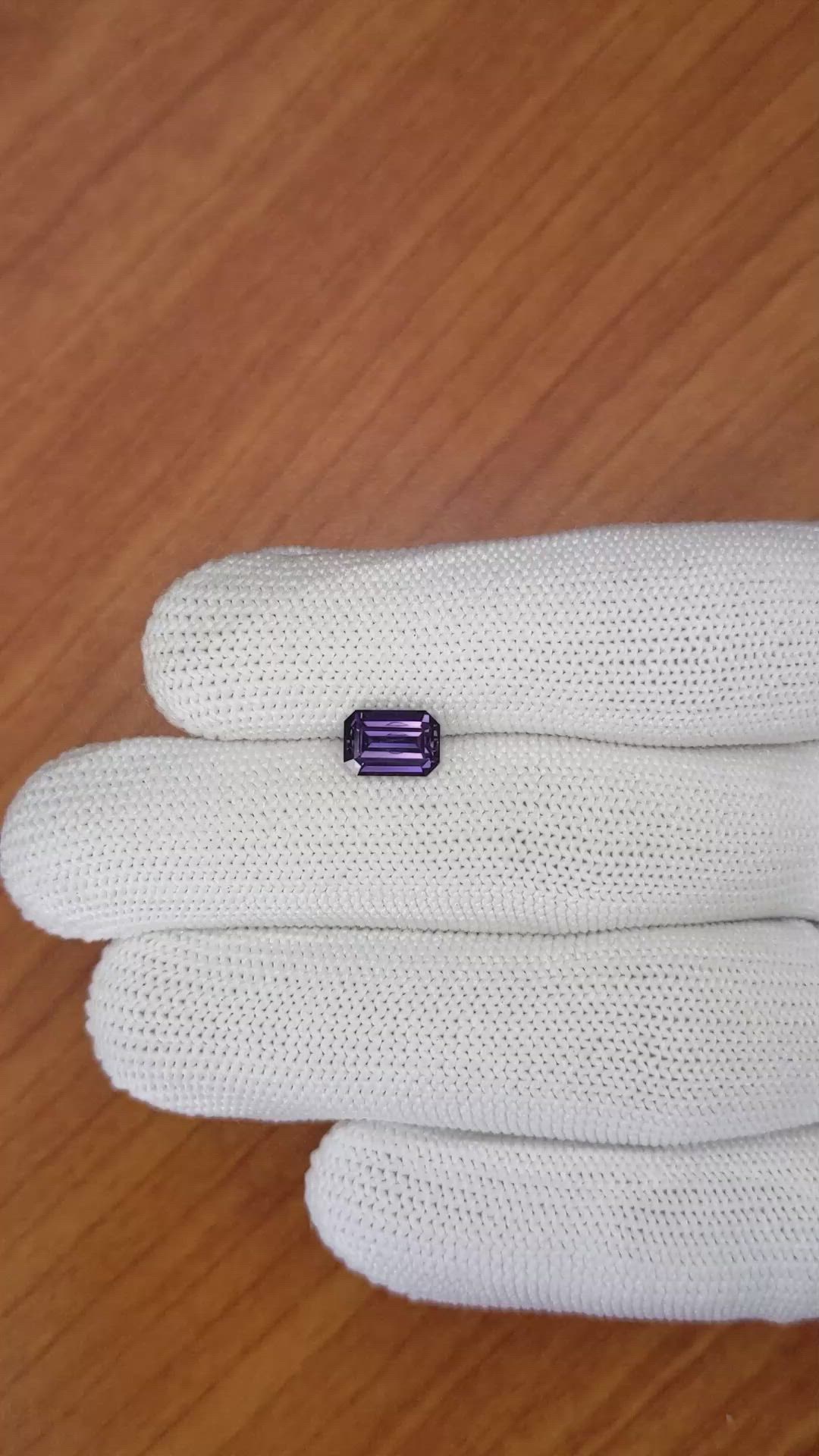 1.55 Ct. Spinel from Ceylon (Sri Lanka) Size Video