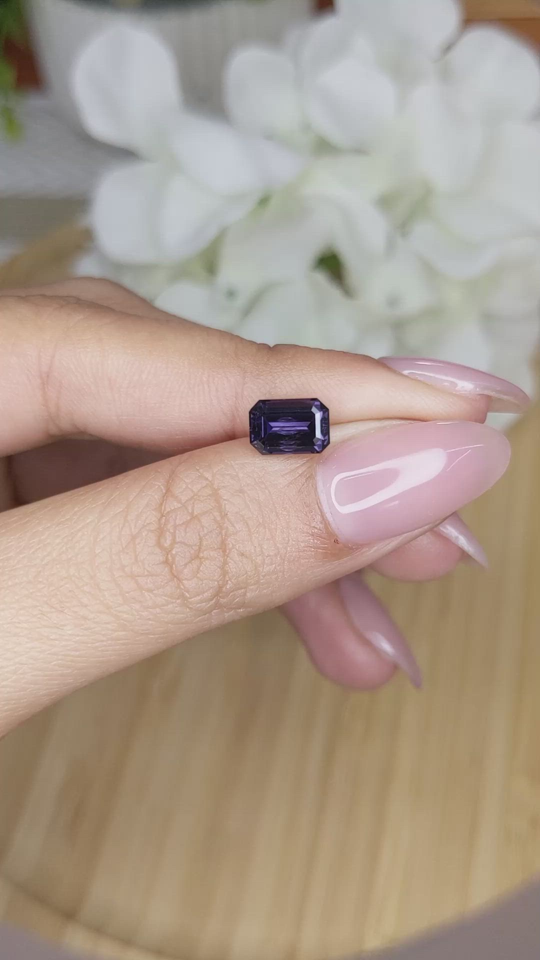 1.55 Ct. Spinel from Ceylon (Sri Lanka) Size Video