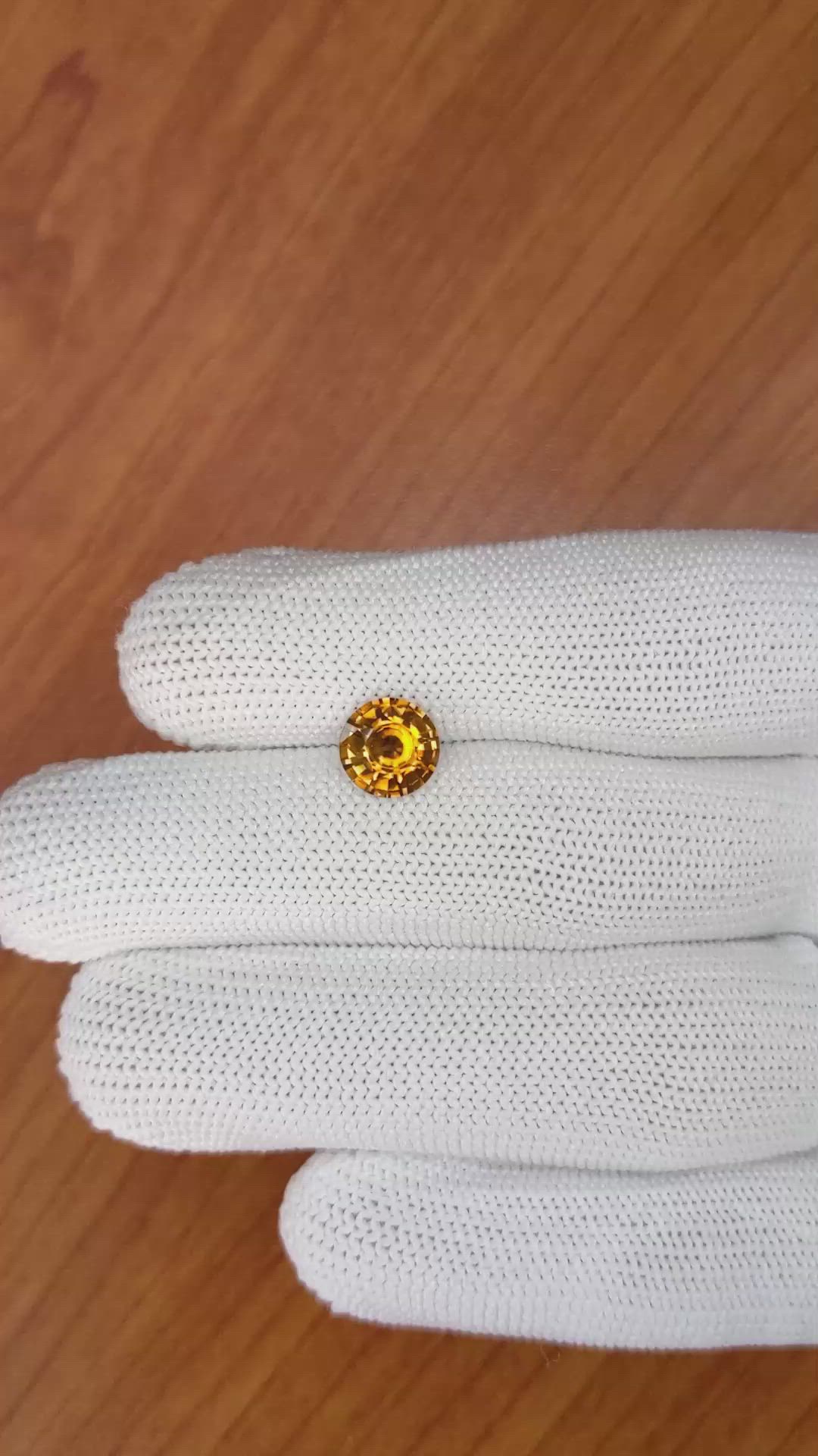 2.50 Ct. Zircon from Ceylon (Sri Lanka) Size Video