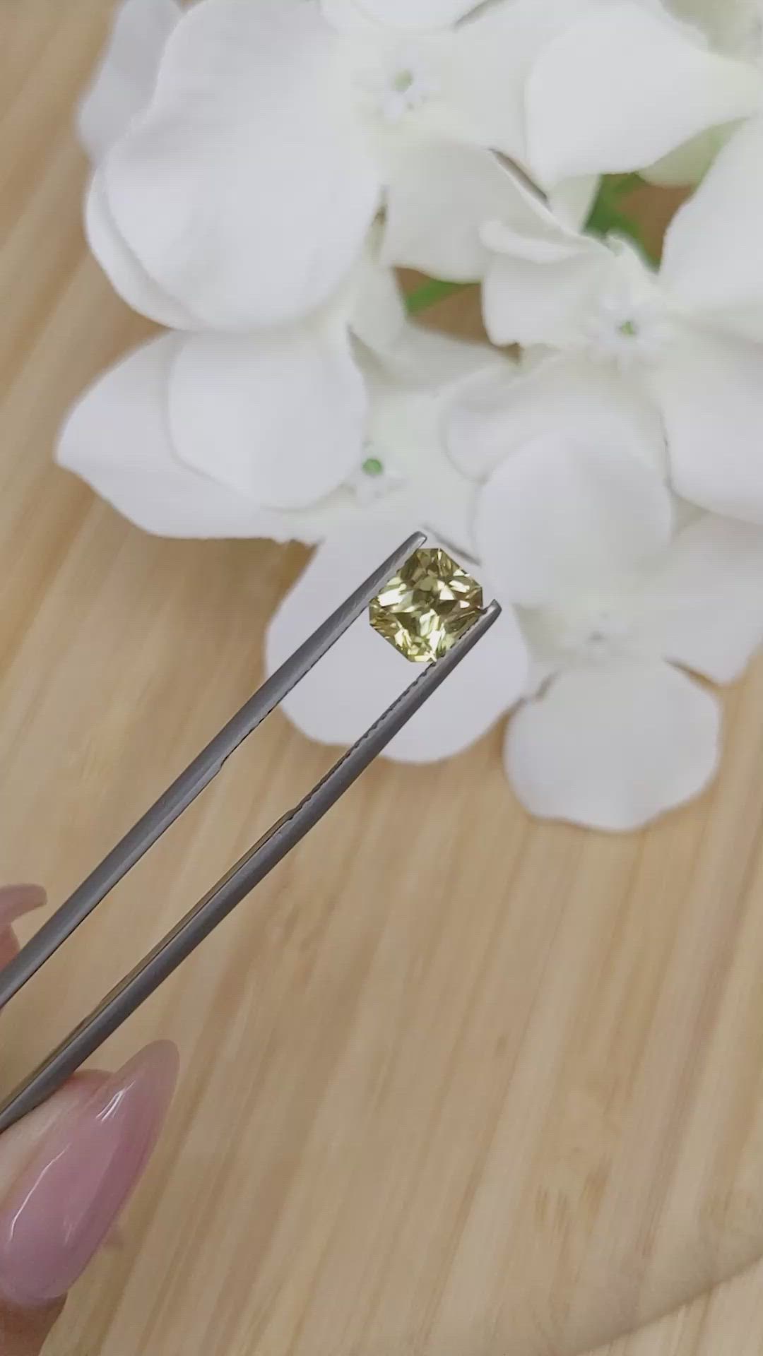 1.90 Ct. Zircon from Ceylon (Sri Lanka) Size Video