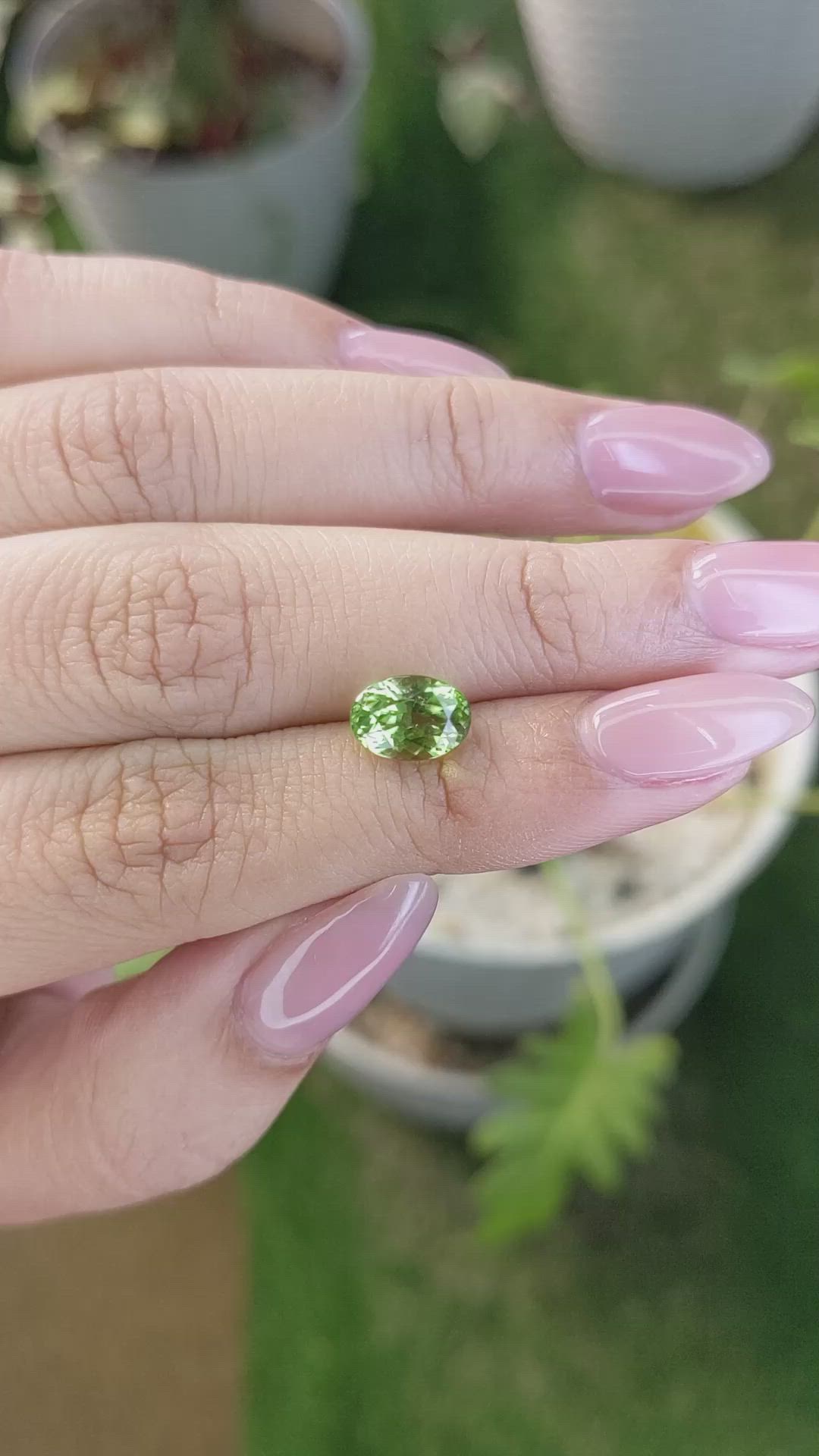 2.15 Ct. Peridot from Ceylon (Sri Lanka) Size Video