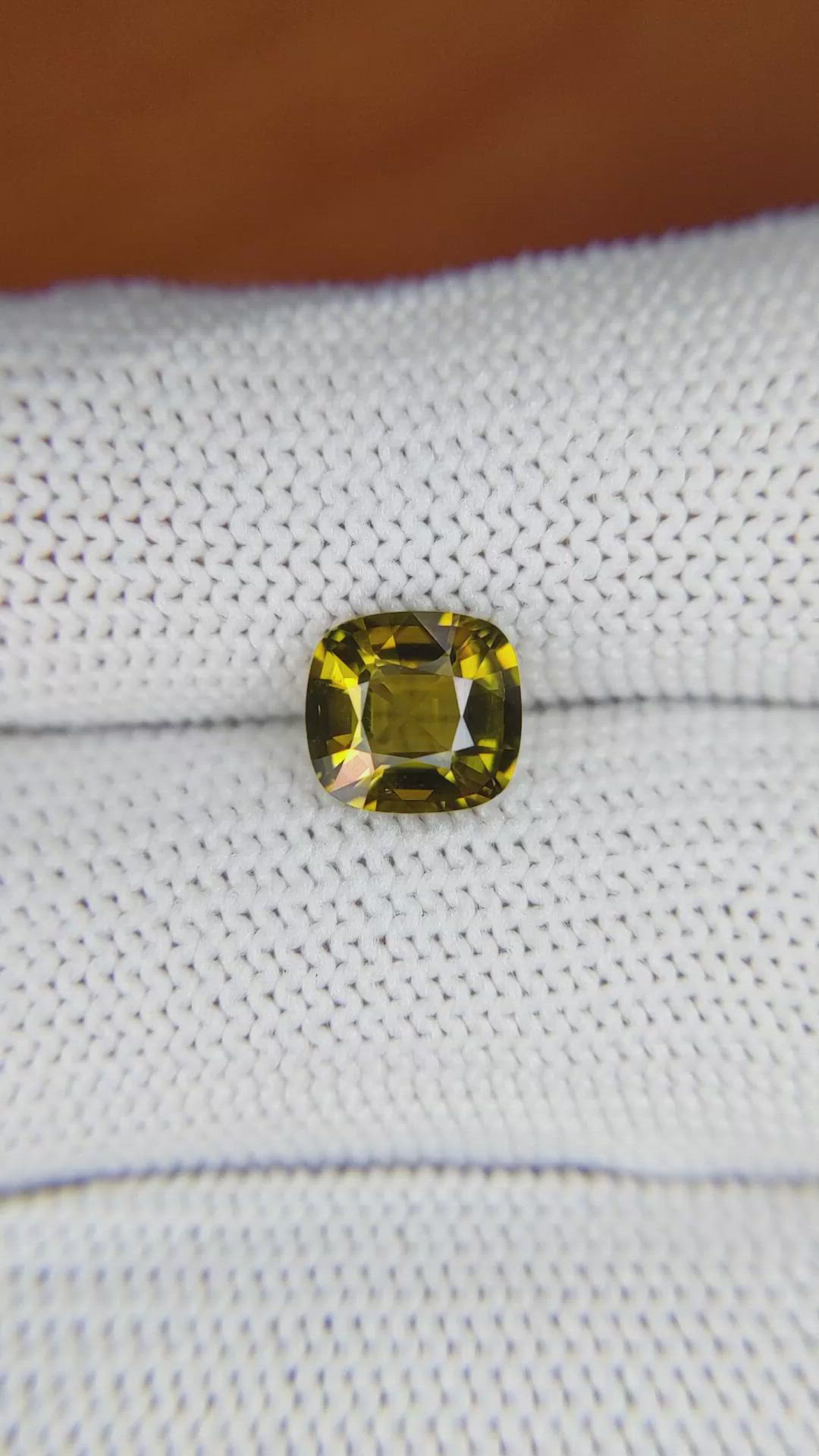 1.73 Ct. Chrysoberyl from Ceylon (Sri Lanka) Size Video