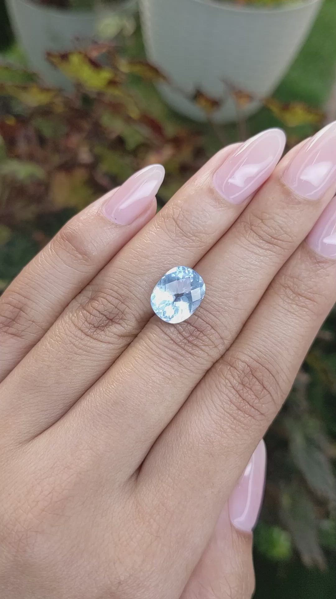 4.23 Ct. Aquamarine from Ceylon (Sri Lanka) Size Video