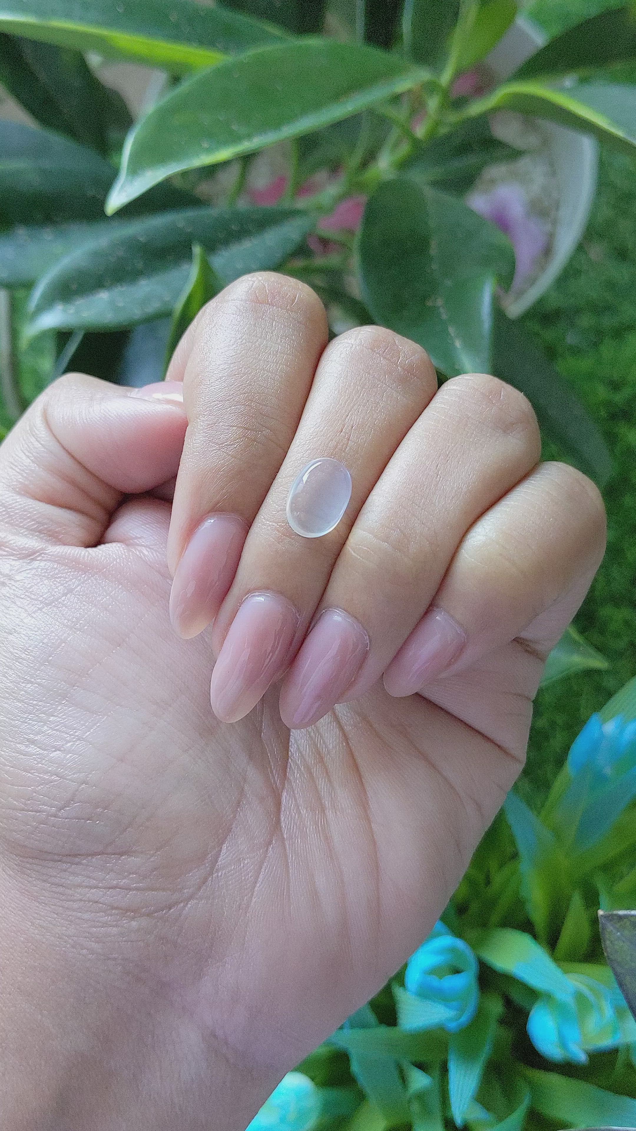 2.00 Ct. Cabochon Moonstone from Ceylon (Sri Lanka) Size Video