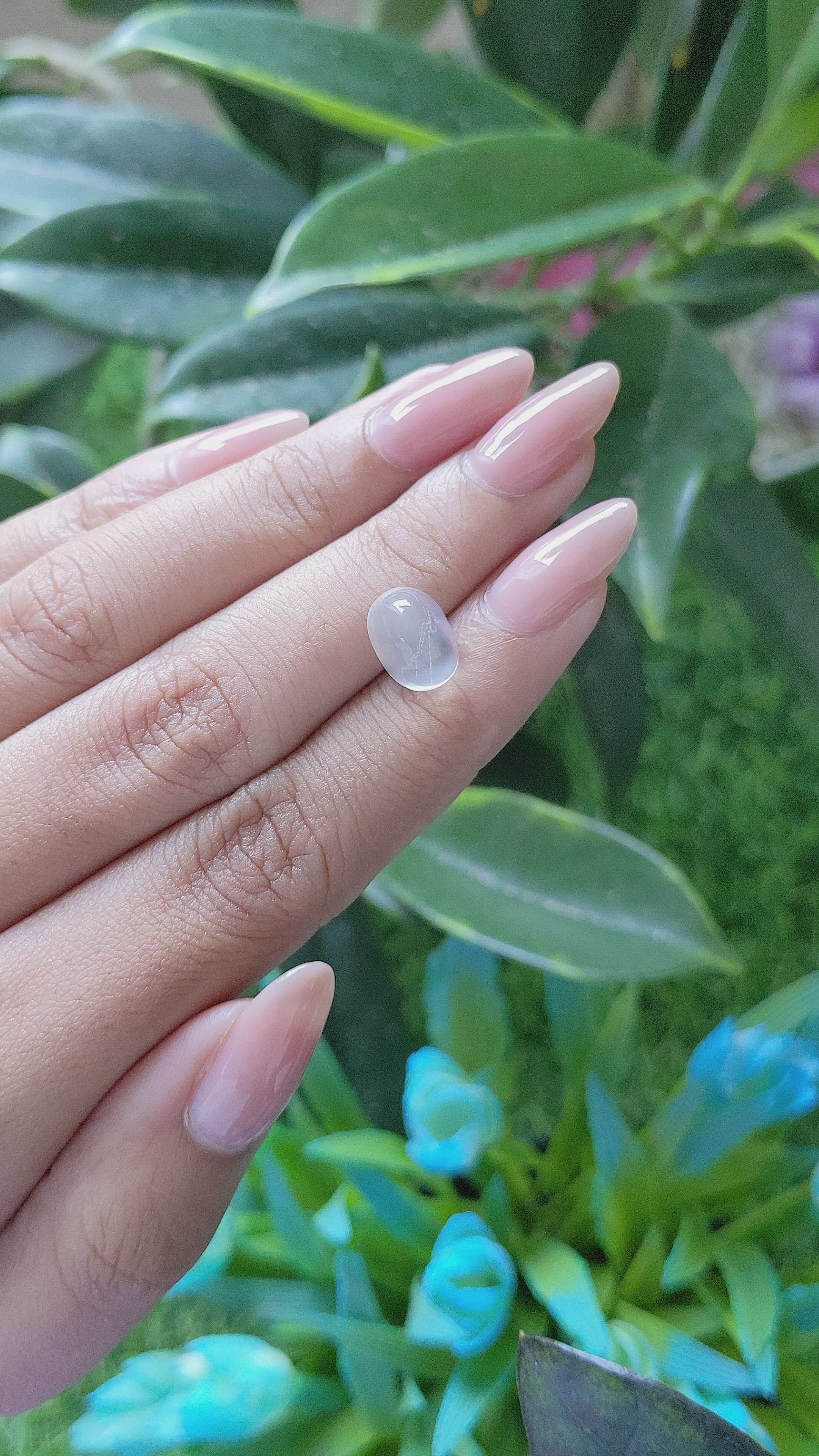 3.93 Ct. Cabochon Moonstone from Ceylon (Sri Lanka) Size Video