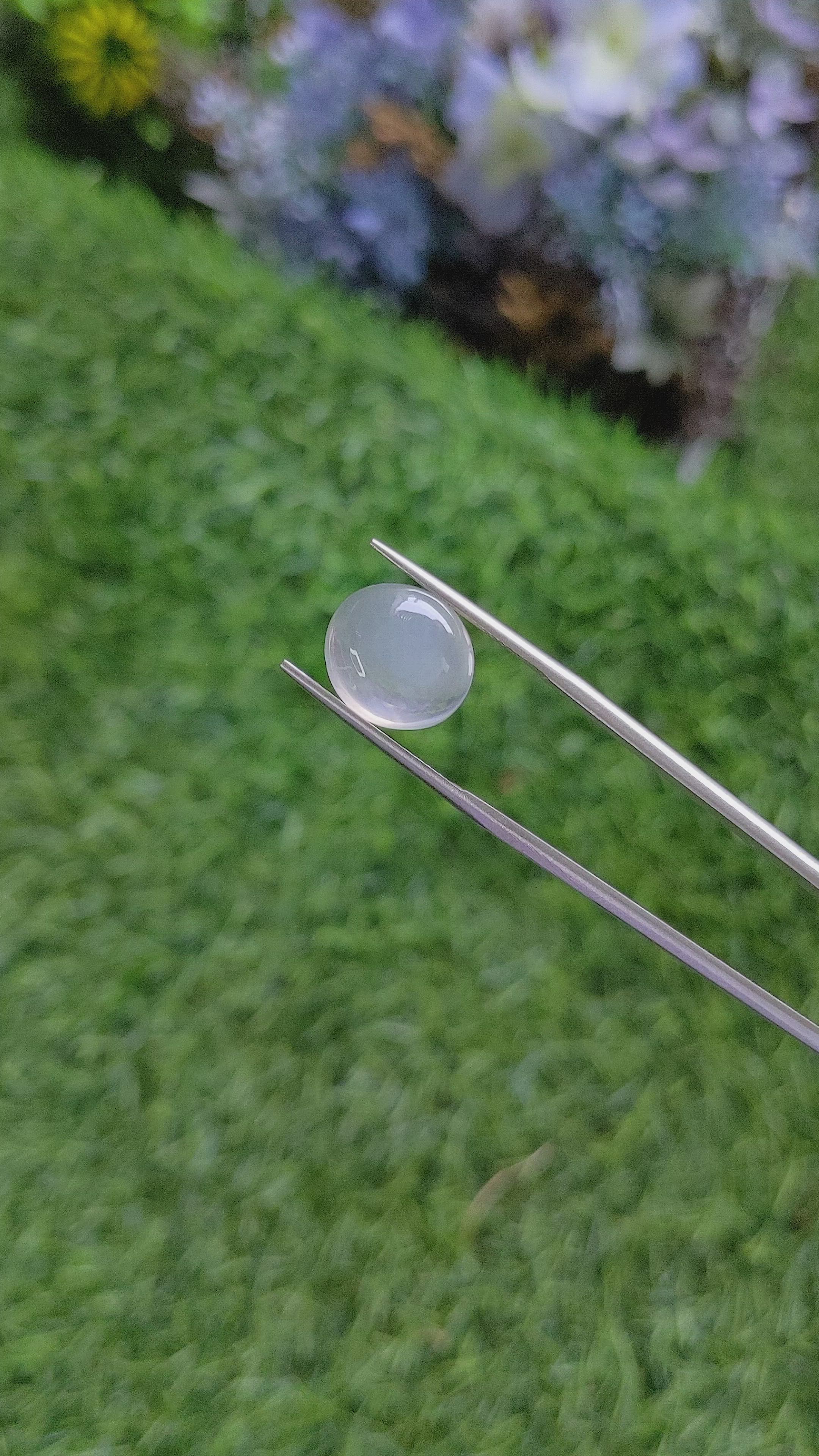 7.17 Ct. Cabochon Moonstone from Ceylon (Sri Lanka) Size Video