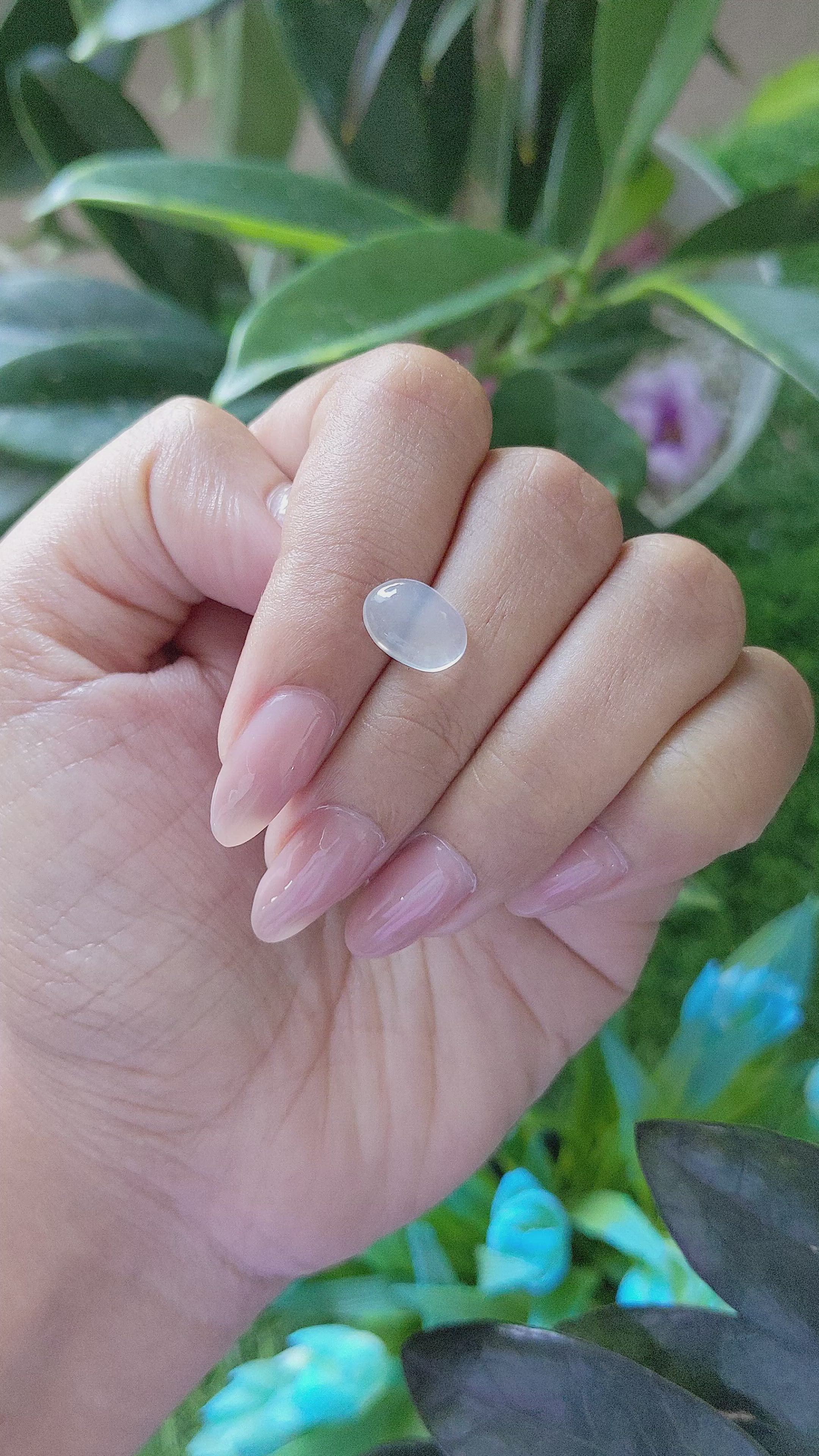 2.82 Ct. White Cabochon Moonstone from Ceylon (Sri Lanka) Size Video