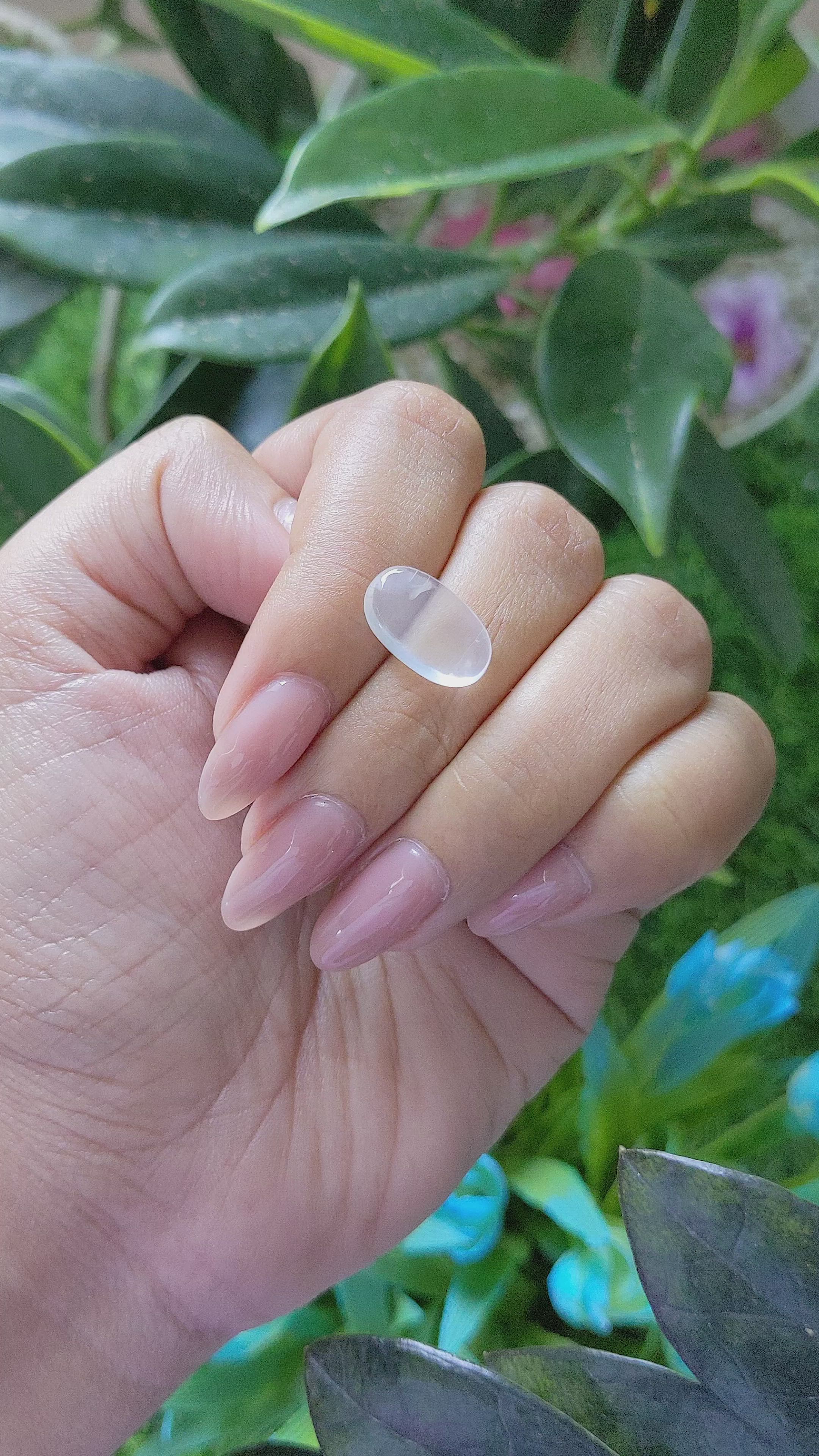 4.04 Ct. Cabochon Moonstone from Ceylon (Sri Lanka) Size Video