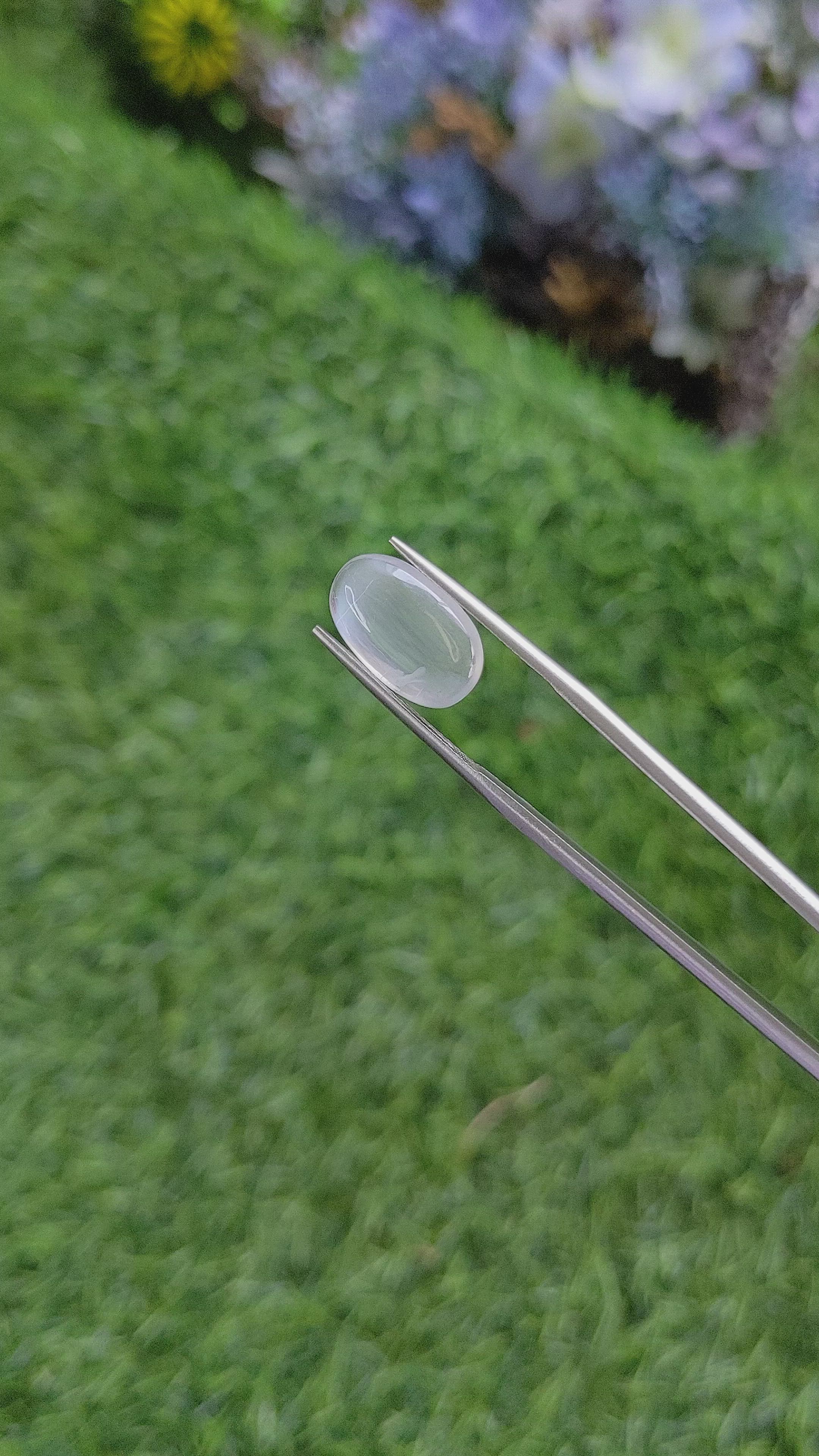 4.04 Ct. Cabochon Moonstone from Ceylon (Sri Lanka) Size Video