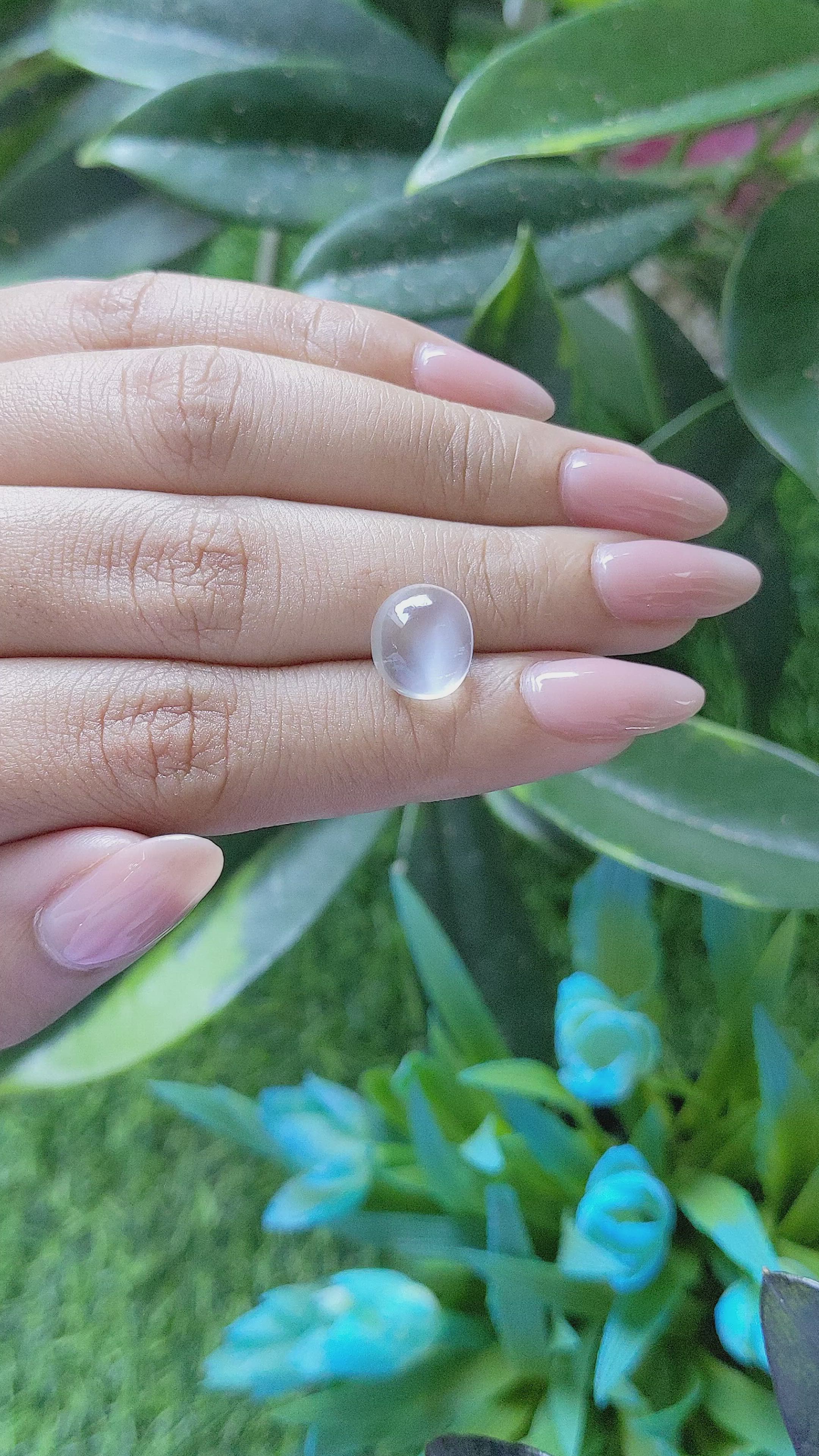 3.93 Ct. Cabochon Moonstone from Ceylon (Sri Lanka) Size Video