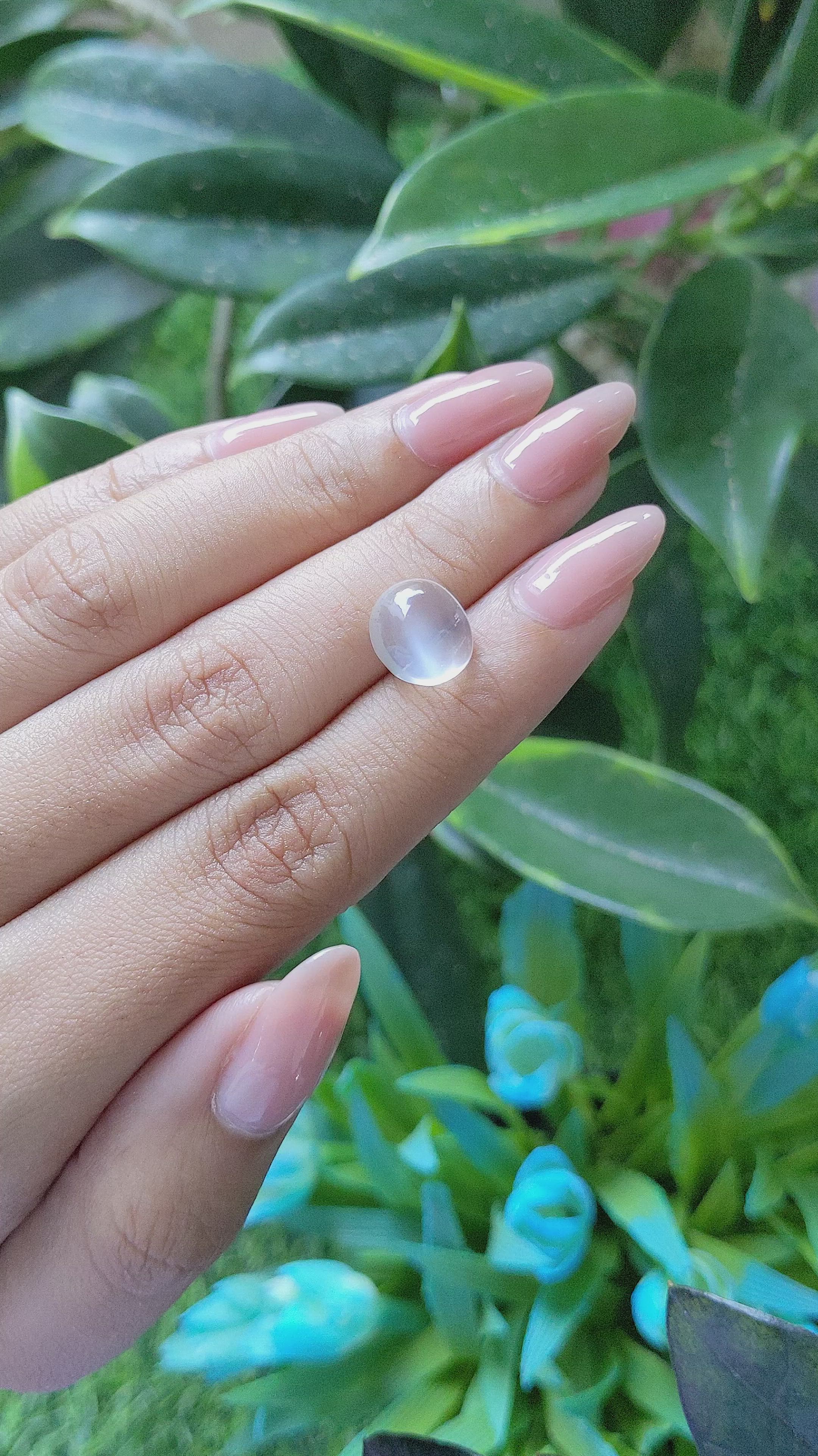 3.93 Ct. Cabochon Moonstone from Ceylon (Sri Lanka) Size Video