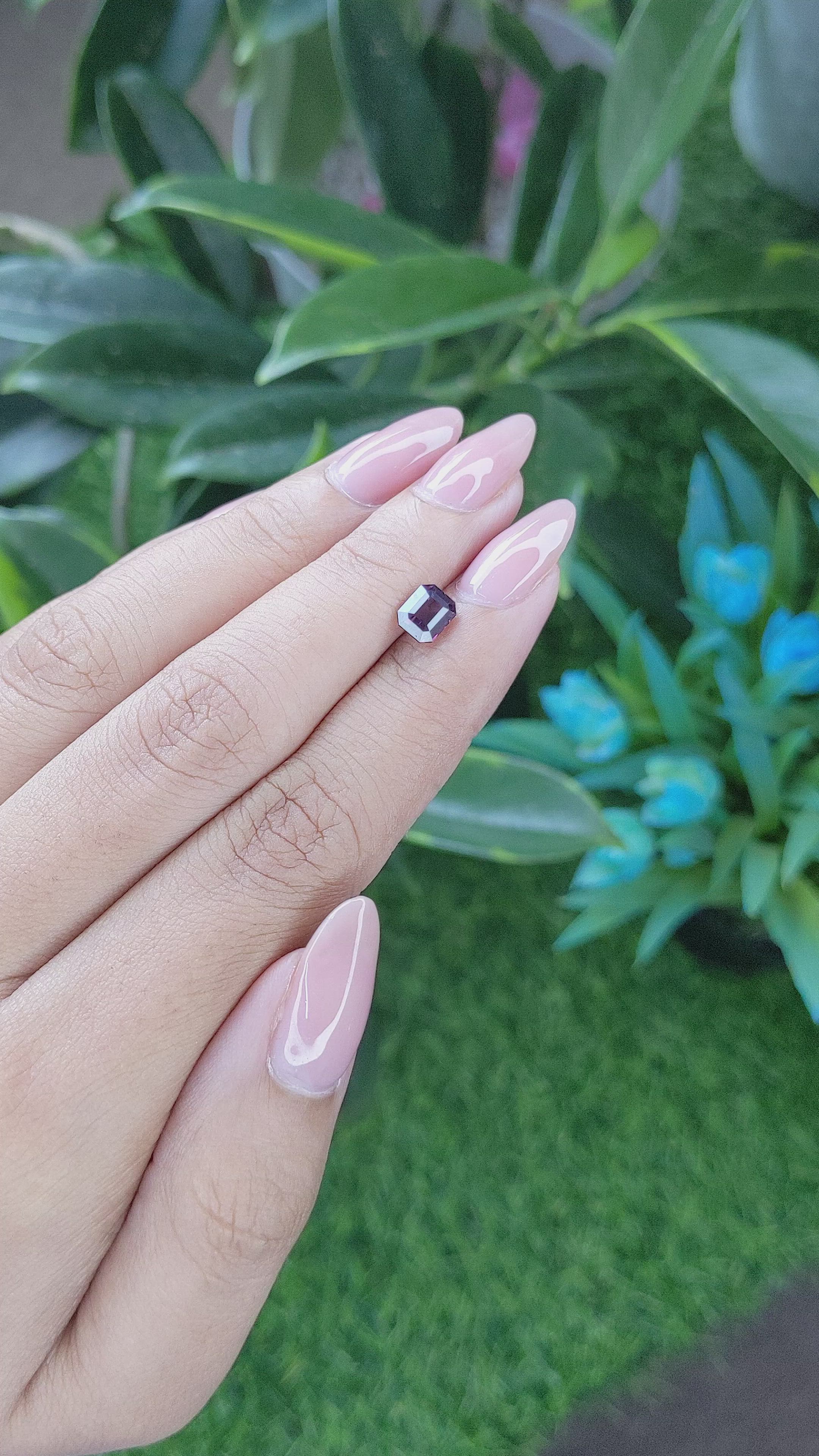 1.05 Ct. Spinel from Ceylon (Sri Lanka) Size Video