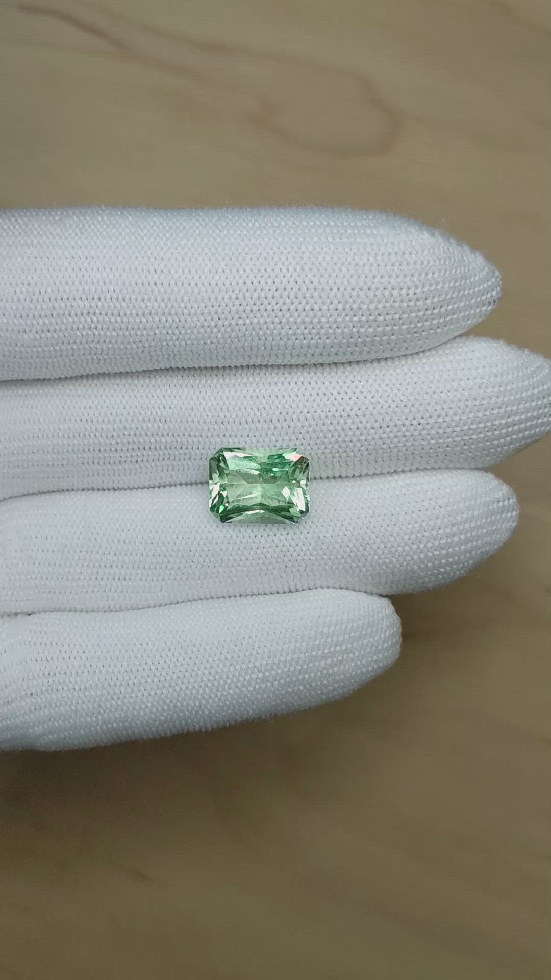 6.18 Ct. Beryl from Ceylon (Sri Lanka) Size Video