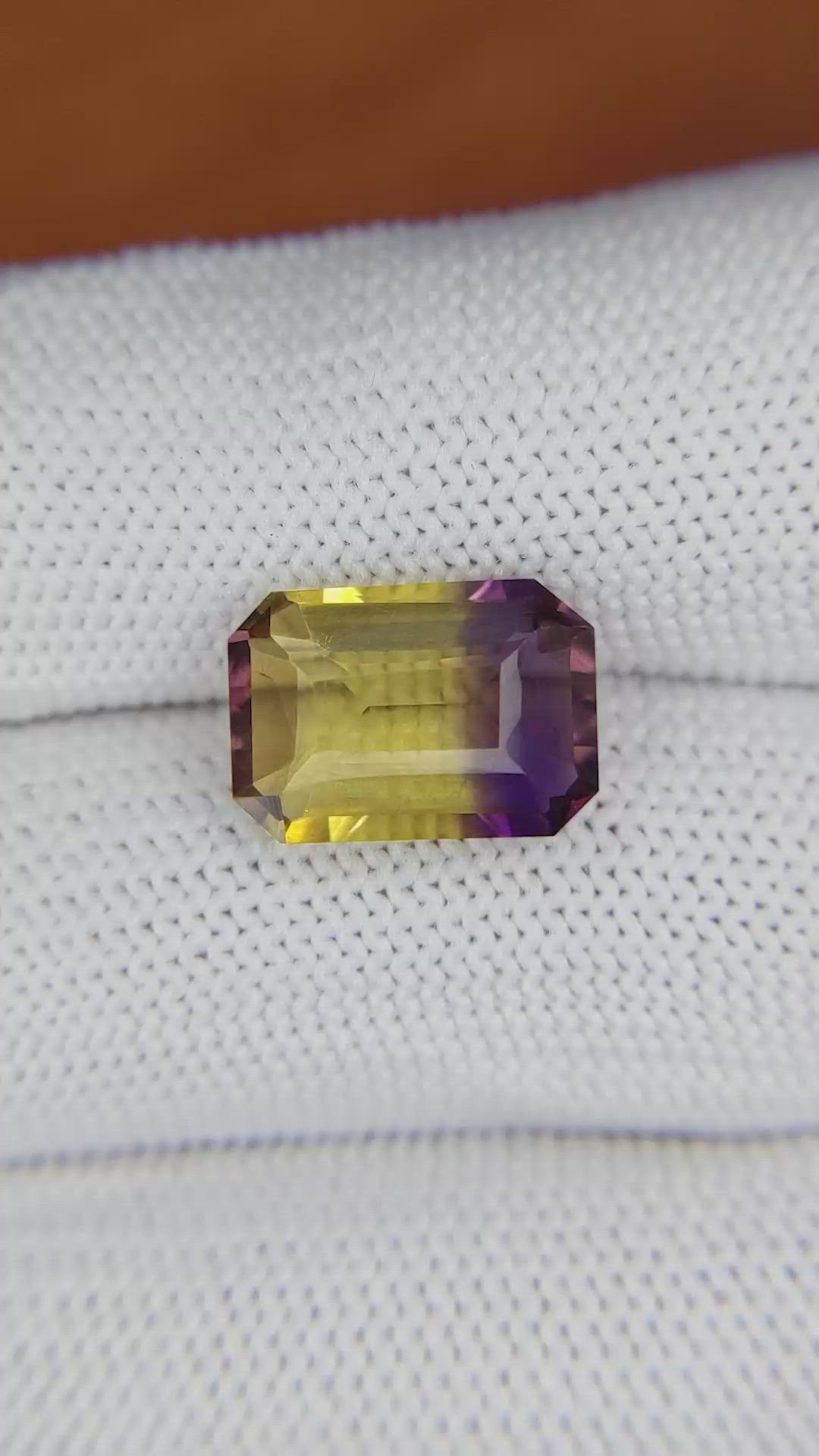 4.51 Ct. Ametrine from Ceylon (Sri Lanka) Size Video