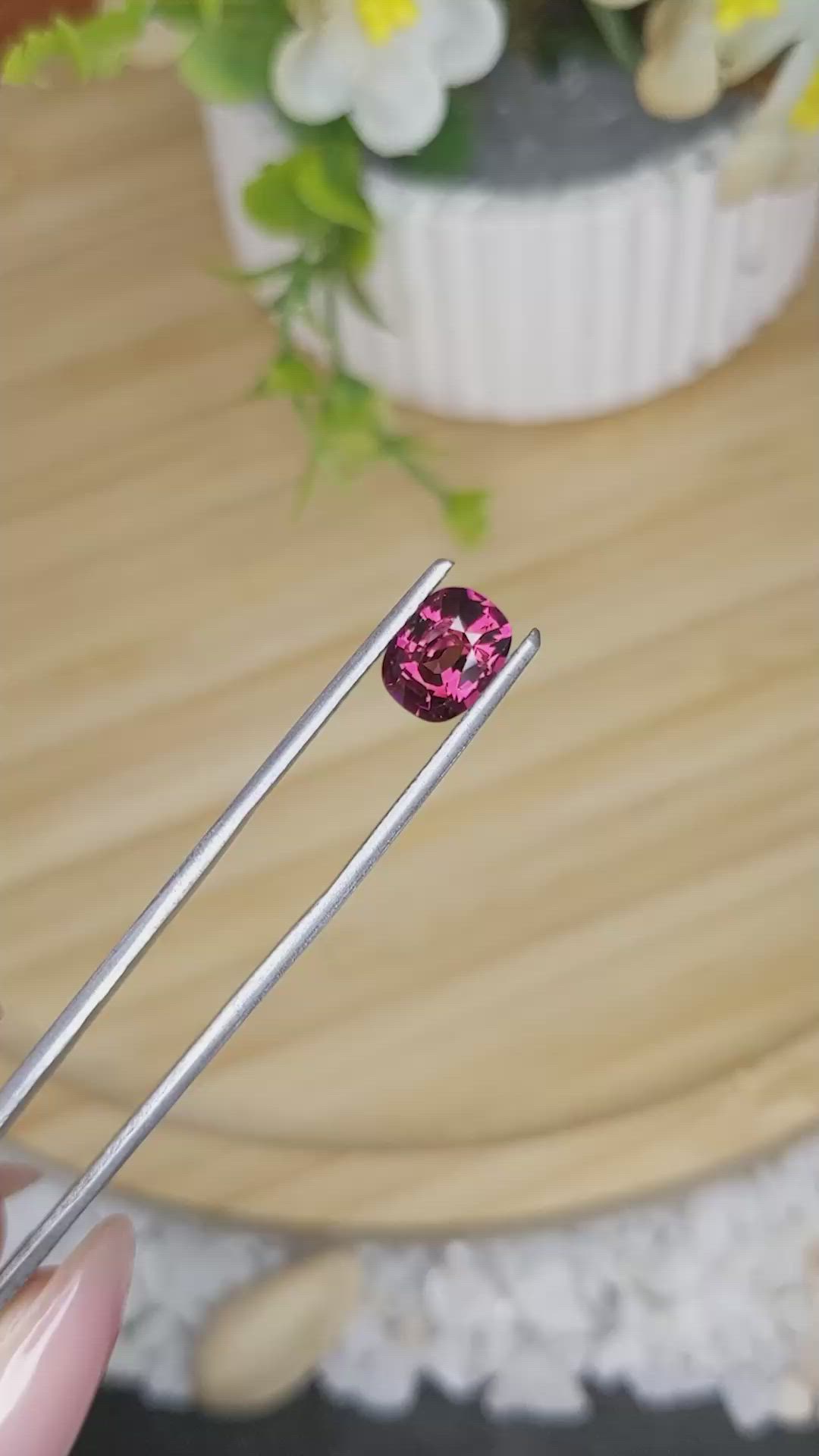 2.01 Ct. Rhodolite Garnet from Ceylon (Sri Lanka) Size Video