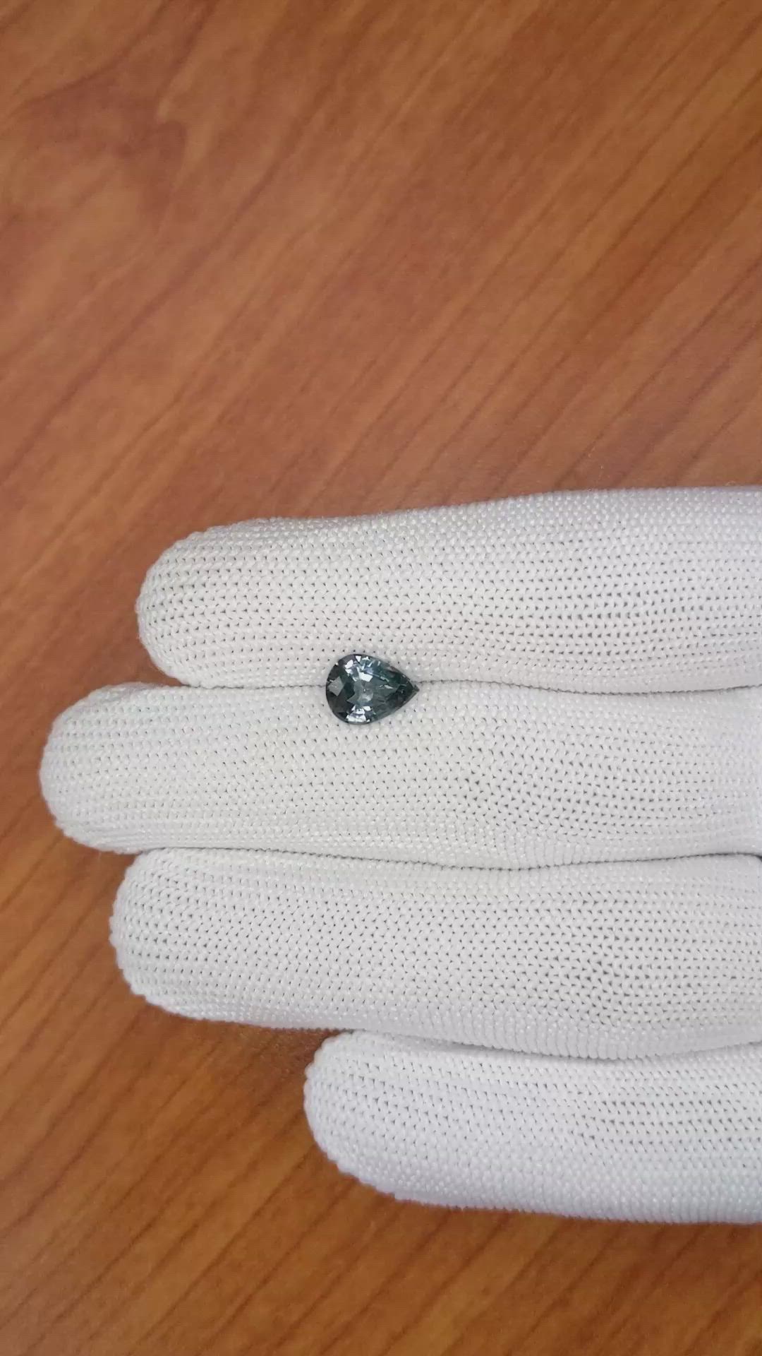 1.51 Ct. Spinel from Ceylon (Sri Lanka) Size Video
