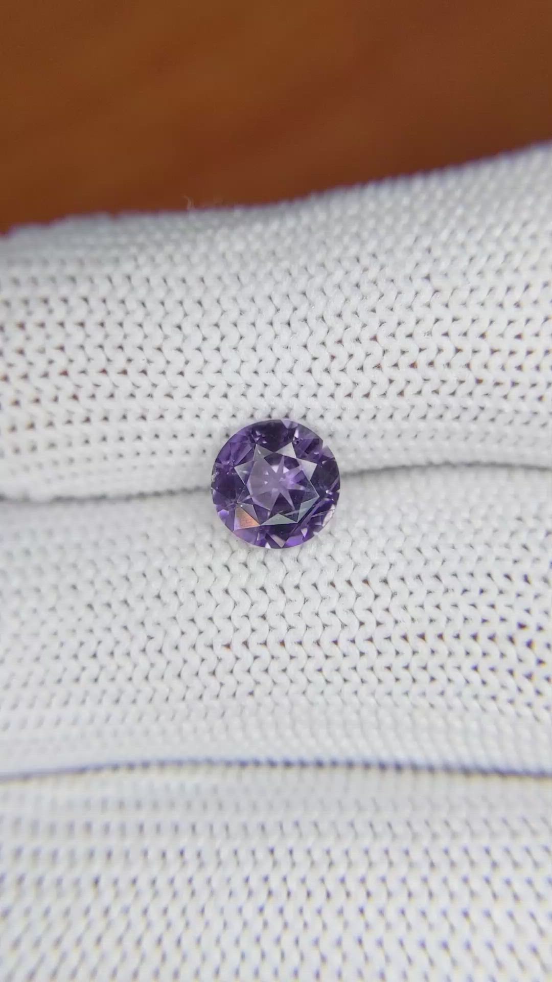 1.52 Ct. Spinel from Ceylon (Sri Lanka) Size Video