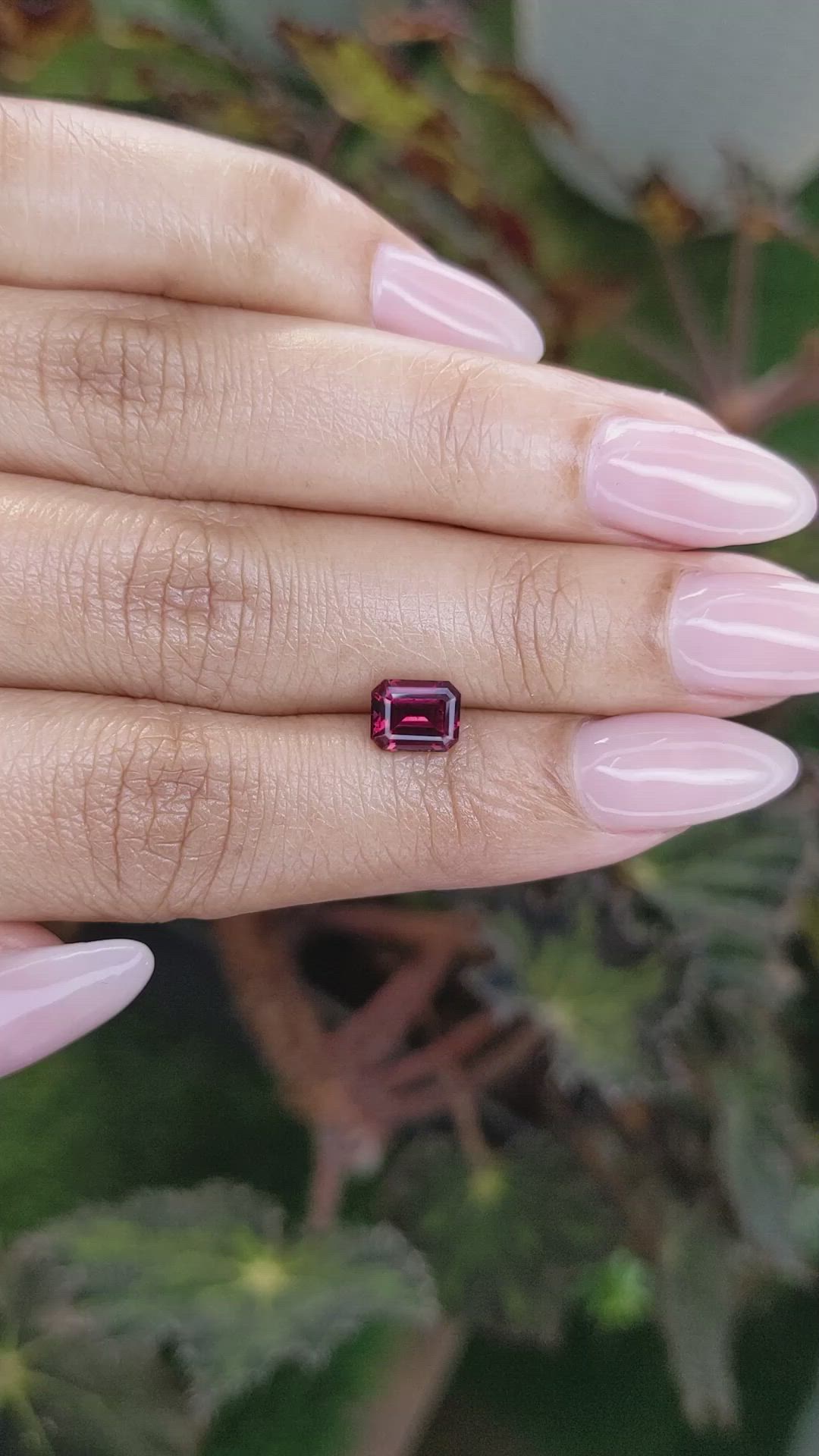 1.39 Ct. Garnet from Ceylon (Sri Lanka) Size Video