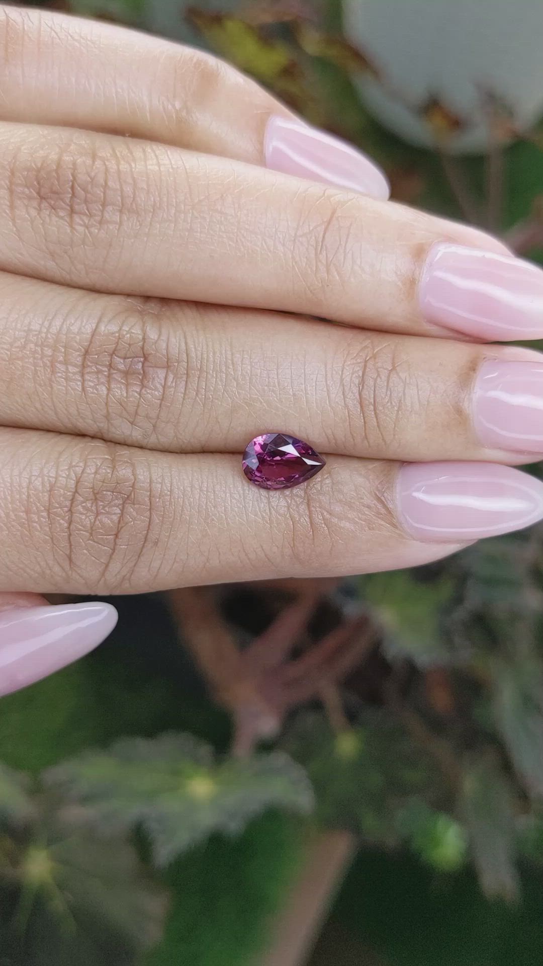 1.27 Ct. Garnet from Ceylon (Sri Lanka) Size Video