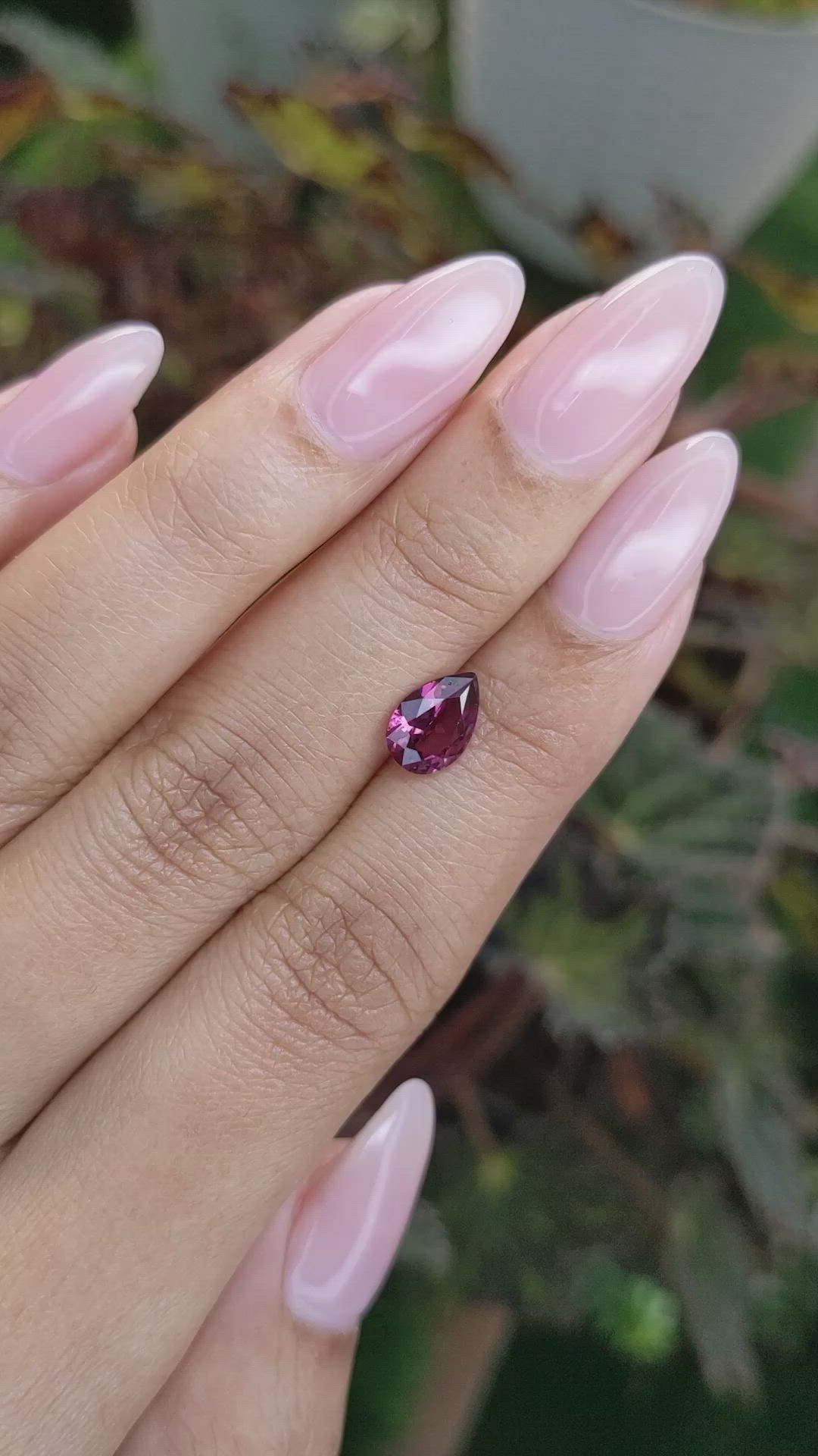 1.27 Ct. Garnet from Ceylon (Sri Lanka) Size Video