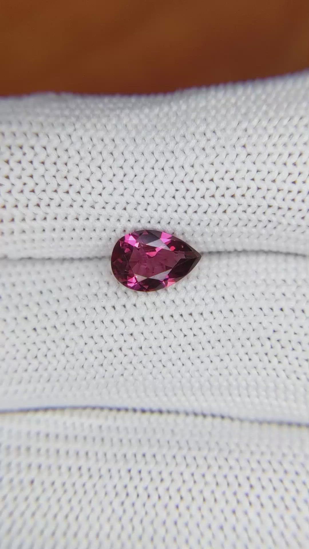 1.27 Ct. Garnet from Ceylon (Sri Lanka) Size Video