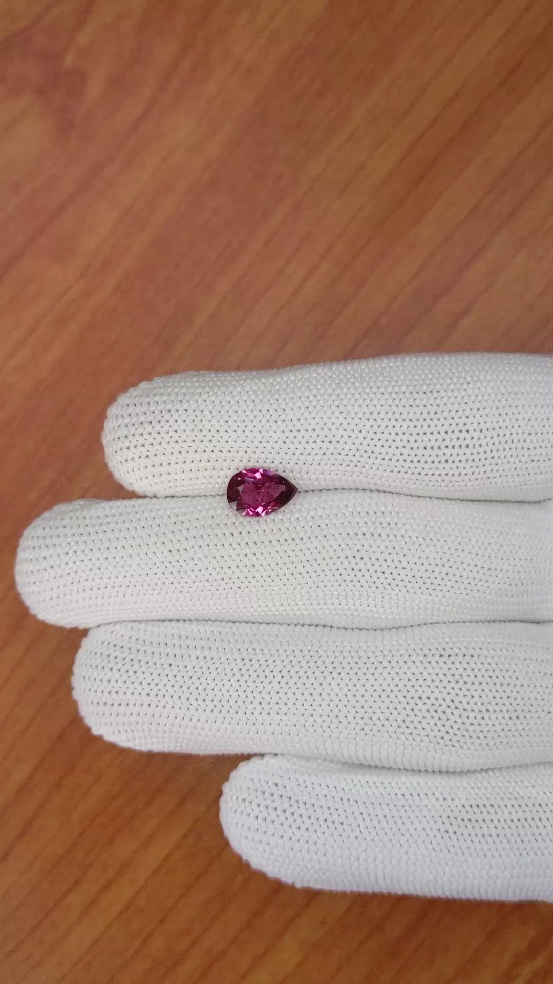 1.27 Ct. Garnet from Ceylon (Sri Lanka) Size Video