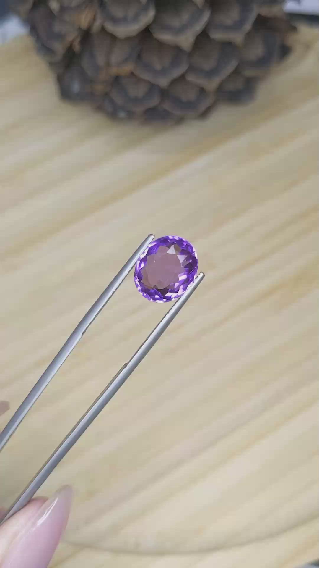 3.97 Ct. Amethyst from Ceylon (Sri Lanka) Size Video