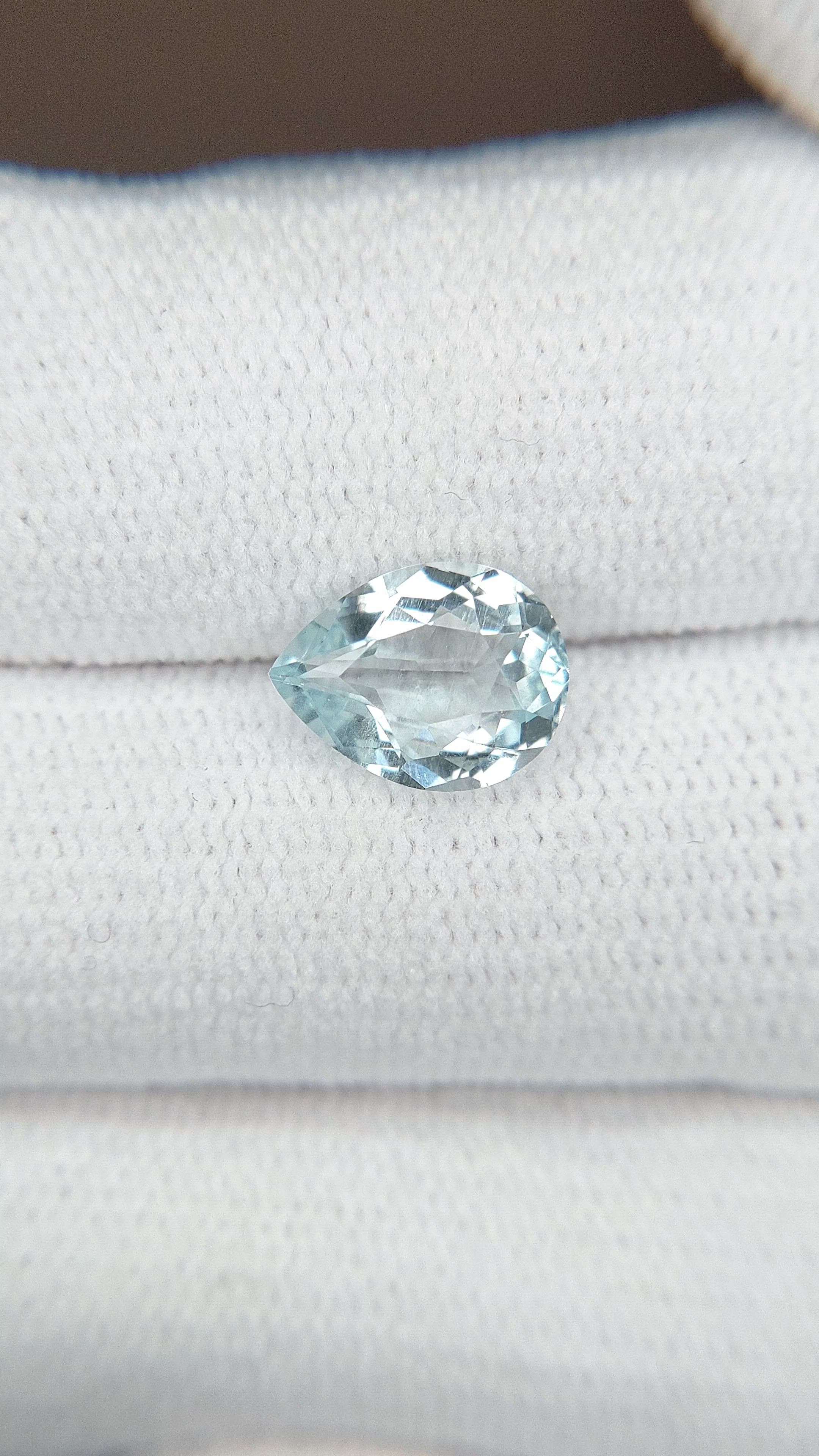 1.35 Ct. Aquamarine from Ceylon (Sri Lanka) Size Video