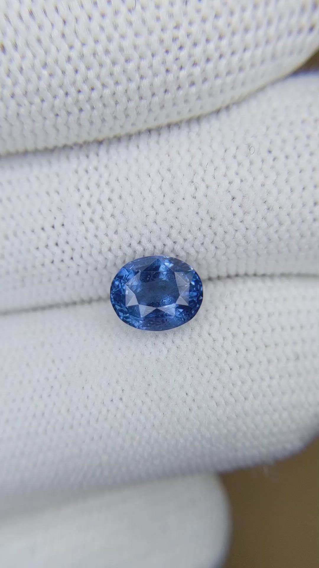 2.00 Ct. Cobalt Spinel from Ceylon (Sri Lanka) Size Video