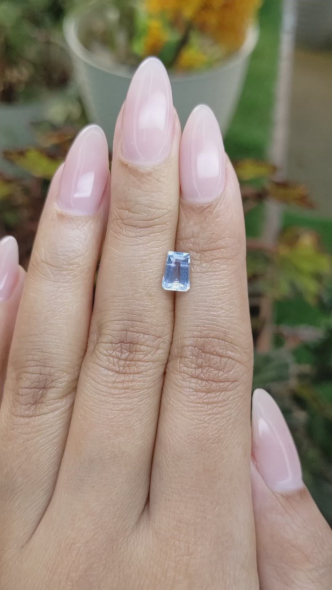 0.97 Ct. Aquamarine from Ceylon (Sri Lanka) Size Video