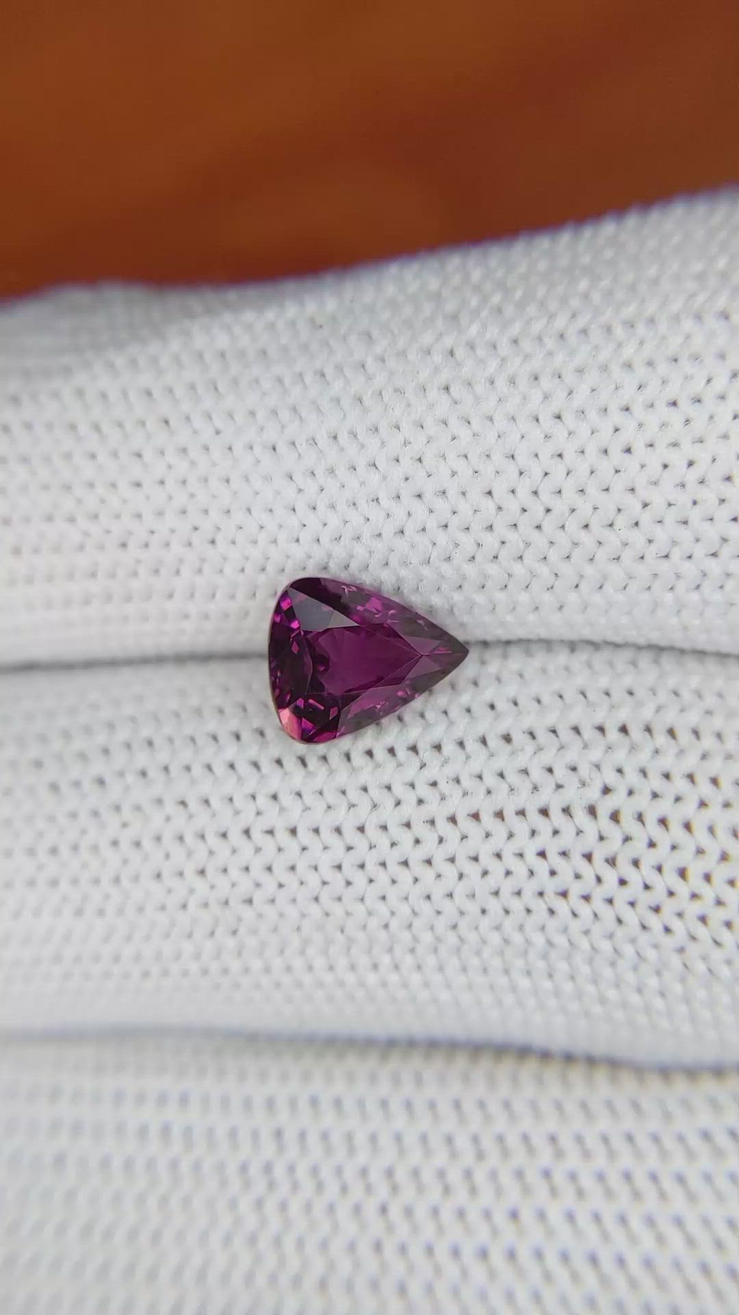 1.73 Ct. Spinel from Ceylon (Sri Lanka) Size Video