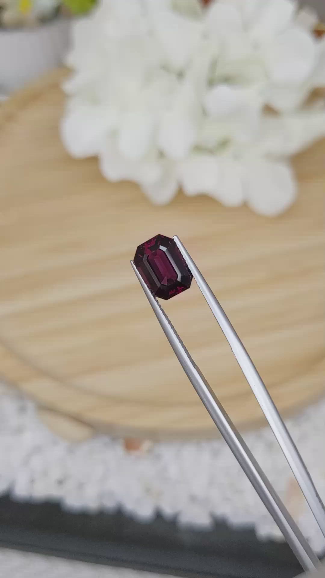 3.45 Ct. Spinel from Ceylon (Sri Lanka) Size Video