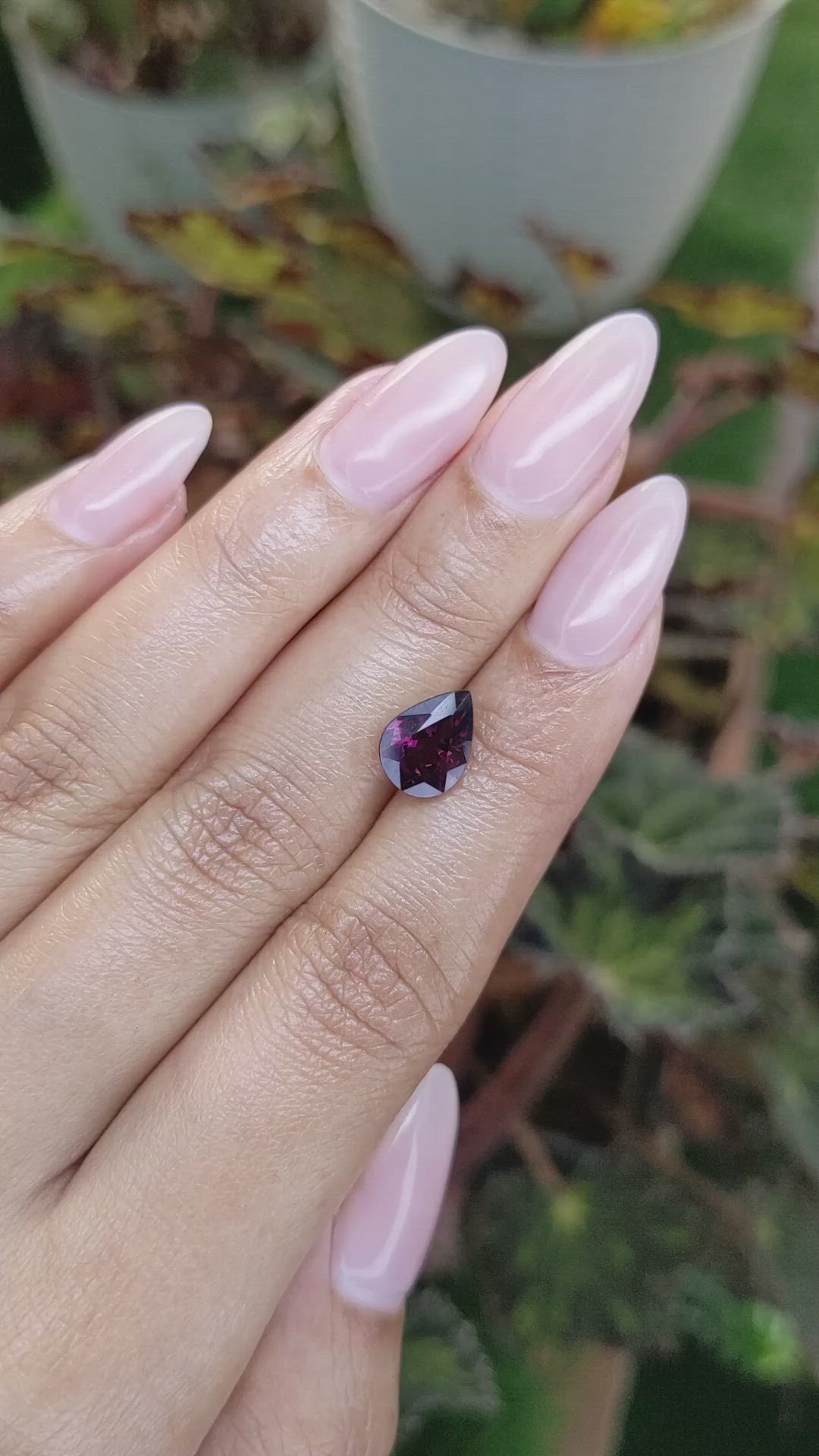 2.35 Ct. Spinel from Ceylon (Sri Lanka) Size Video