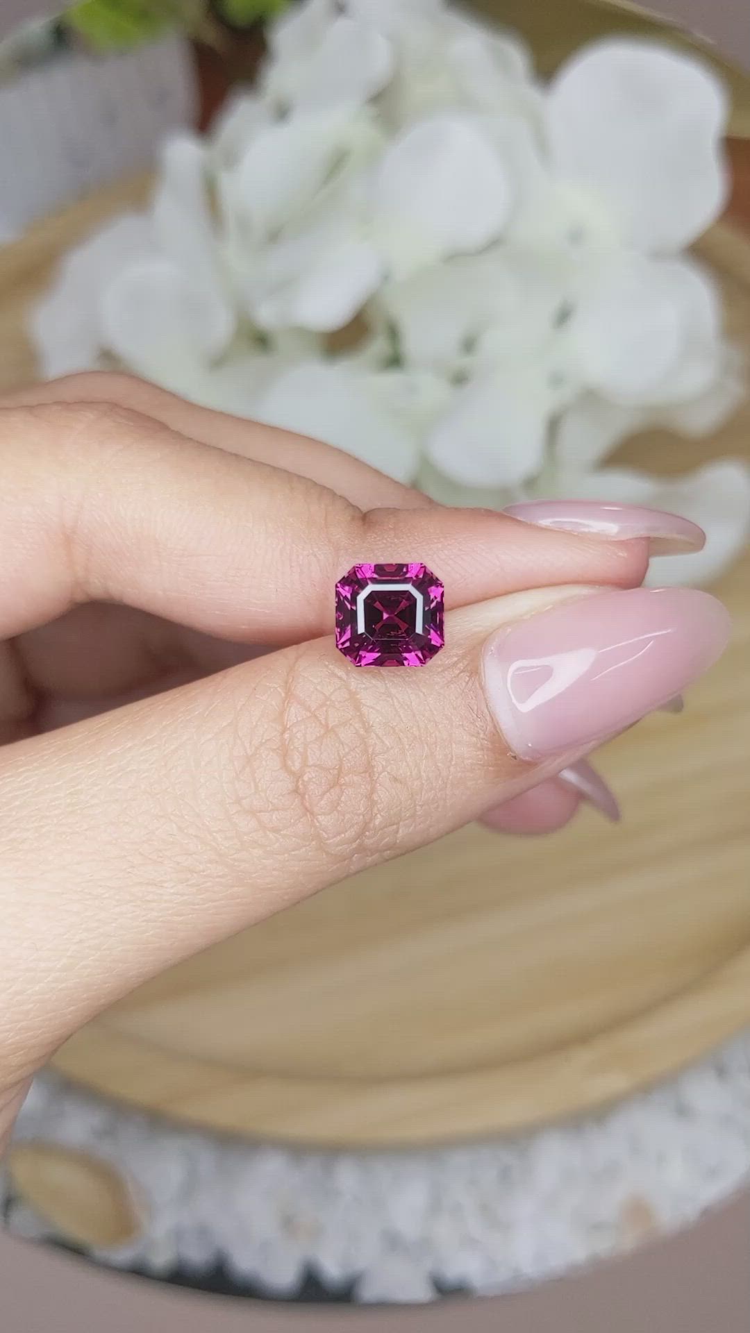 3.52 Ct. Purplish Pink Rhodolite Garnet from Ceylon (Sri Lanka) Size Video
