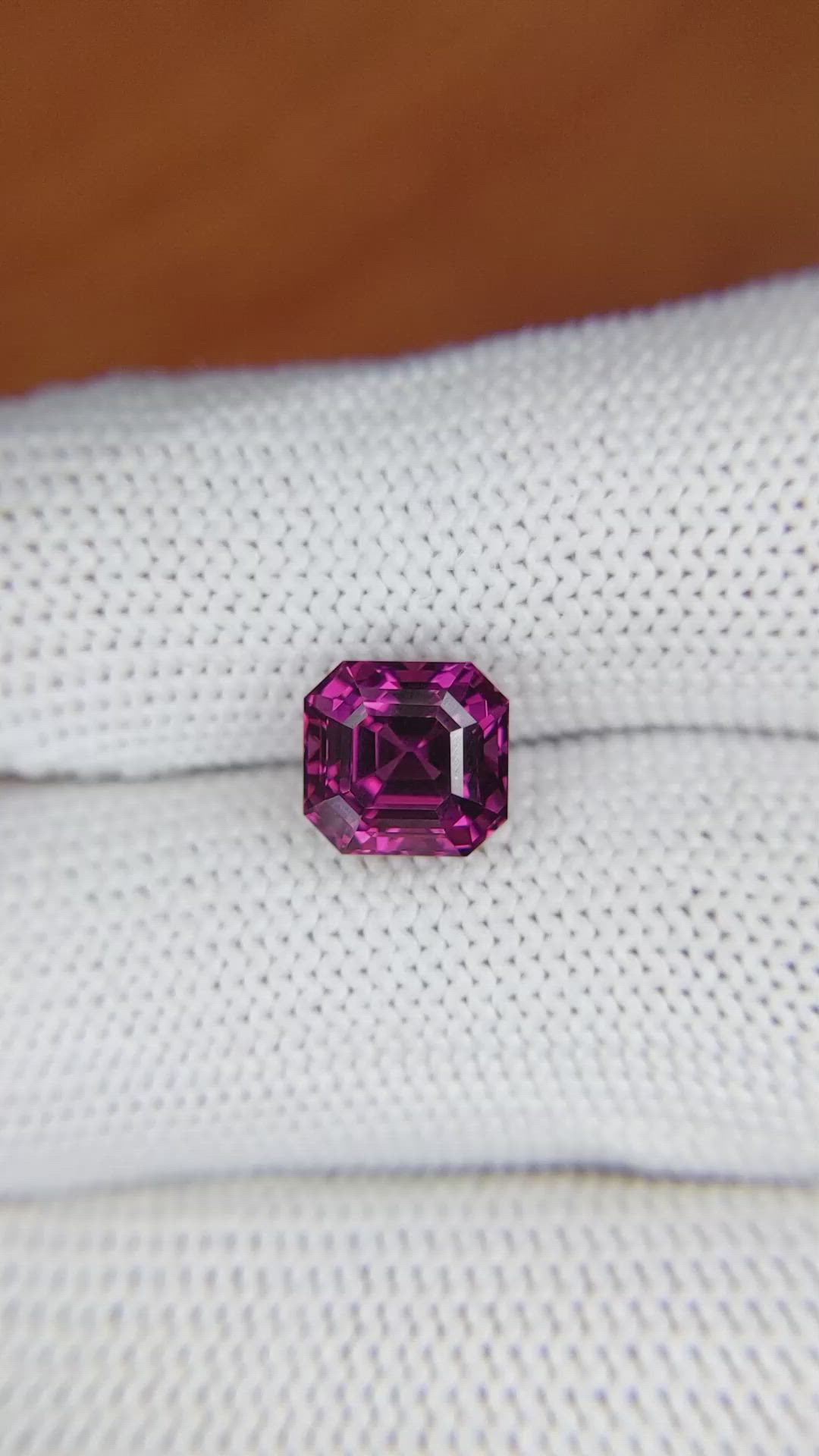 3.52 Ct. Purplish Pink Rhodolite Garnet from Ceylon (Sri Lanka) Size Video