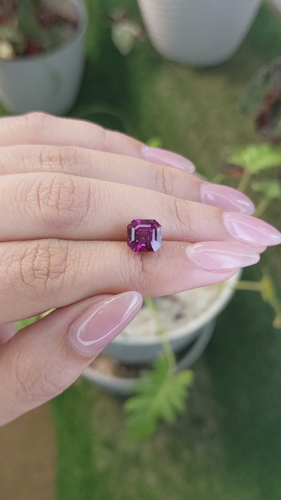 3.52 Ct. Purplish Pink Rhodolite Garnet from Ceylon (Sri Lanka) Size Video