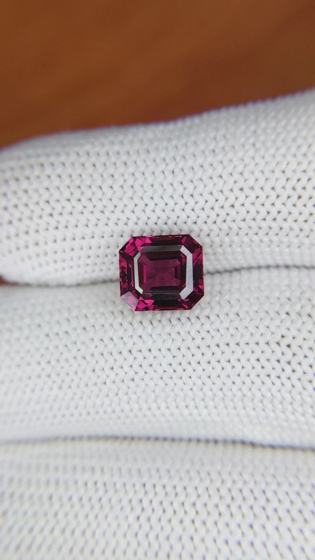 3.36 Ct. Purplish Red Rhodolite Garnet from Ceylon (Sri Lanka) Size Video