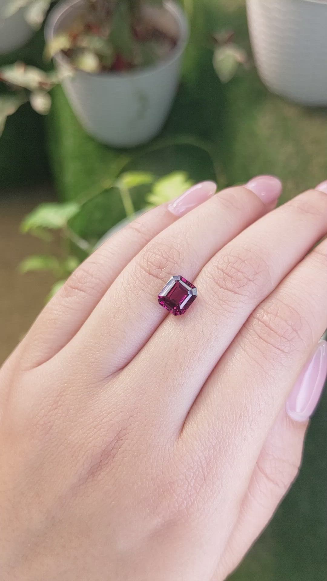 3.36 Ct. Purplish Red Rhodolite Garnet from Ceylon (Sri Lanka) Size Video