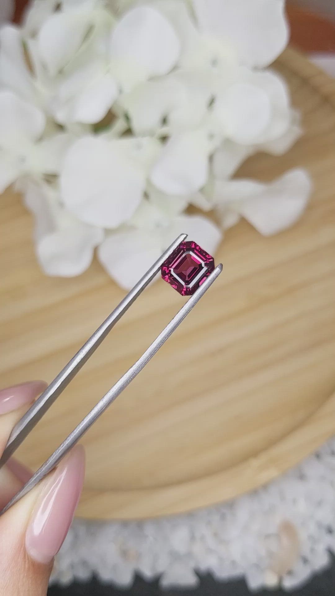 3.36 Ct. Purplish Red Rhodolite Garnet from Ceylon (Sri Lanka) Size Video
