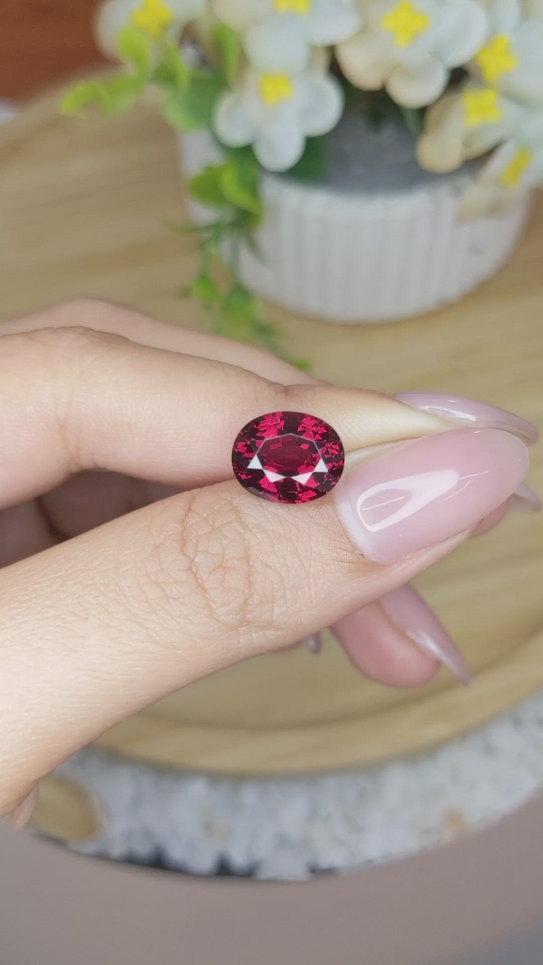 4.61 Ct. Red Garnet from Ceylon (Sri Lanka) Size Video