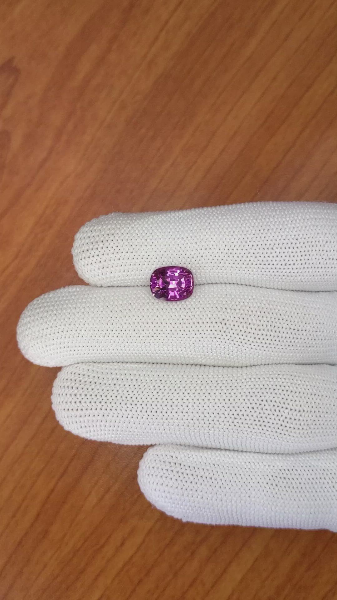 2.86 Ct. Pinkish Purple Rhodolite Garnet from Ceylon (Sri Lanka) Size Video