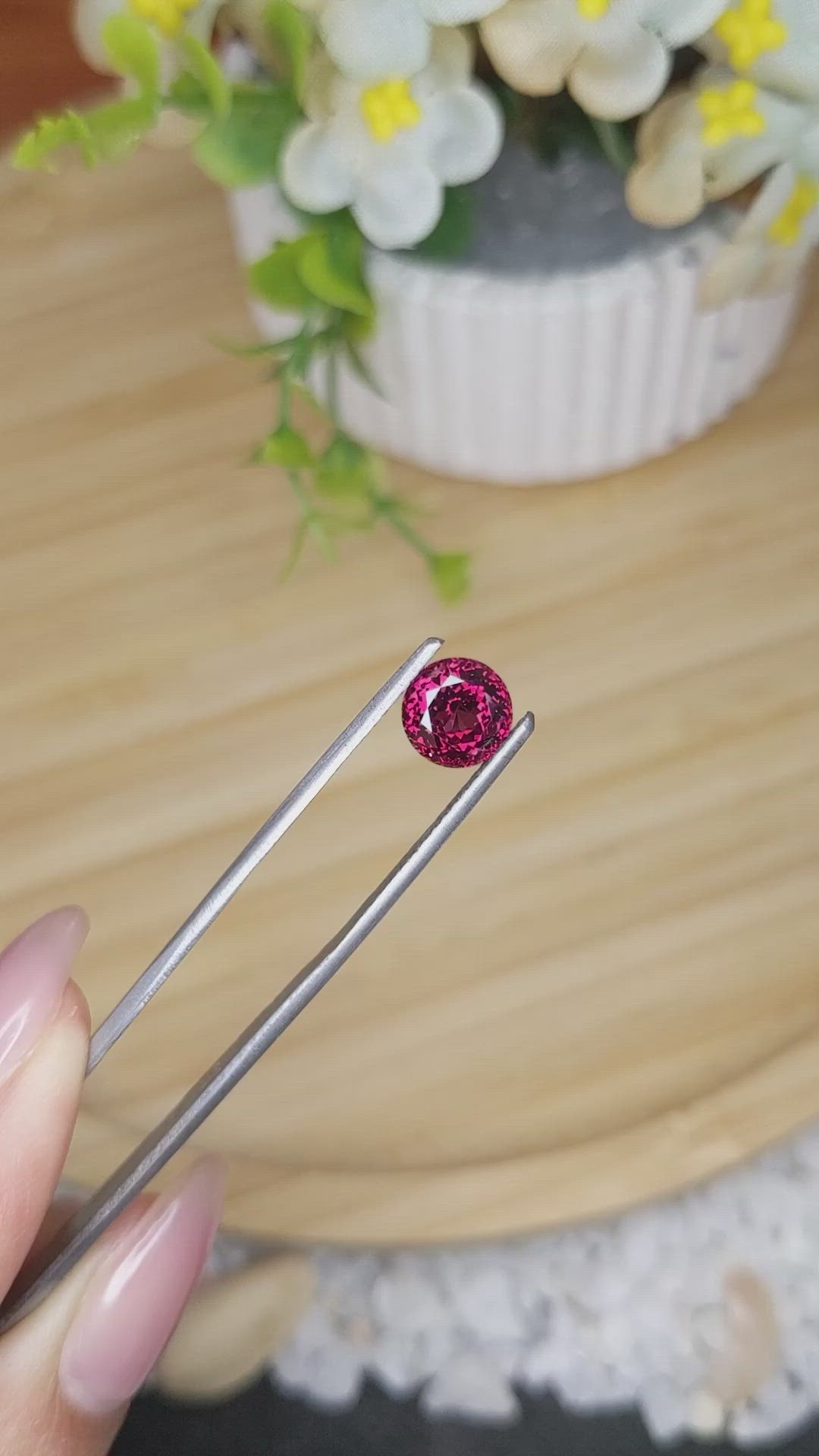 2.49 Ct. Red Rhodolite Garnet from Ceylon (Sri Lanka) Size Video