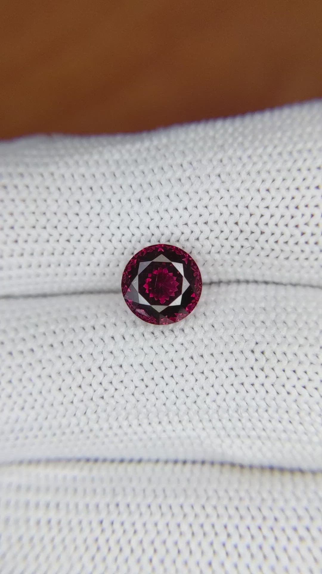 2.49 Ct. Red Rhodolite Garnet from Ceylon (Sri Lanka) Size Video