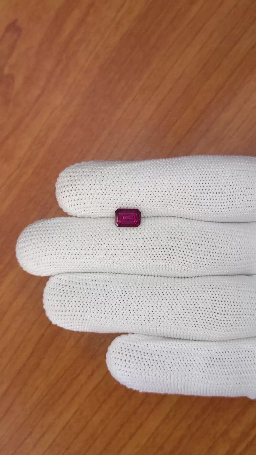 1.48 Ct. Rhodolite Garnet from Ceylon (Sri Lanka) Size Video