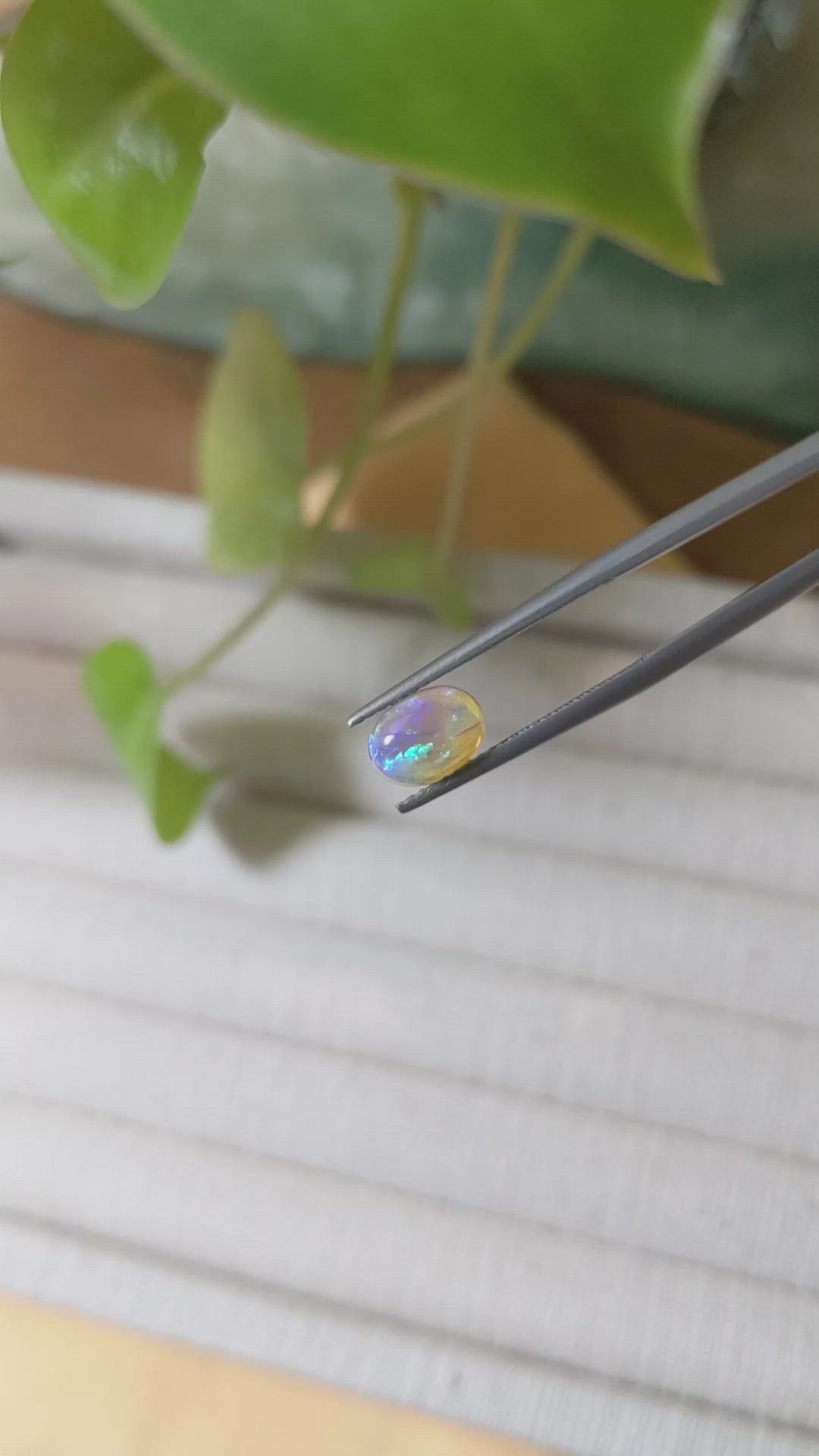 1.22 Ct. Cabochon Crystal/Jelly Opal from Australia Size Video