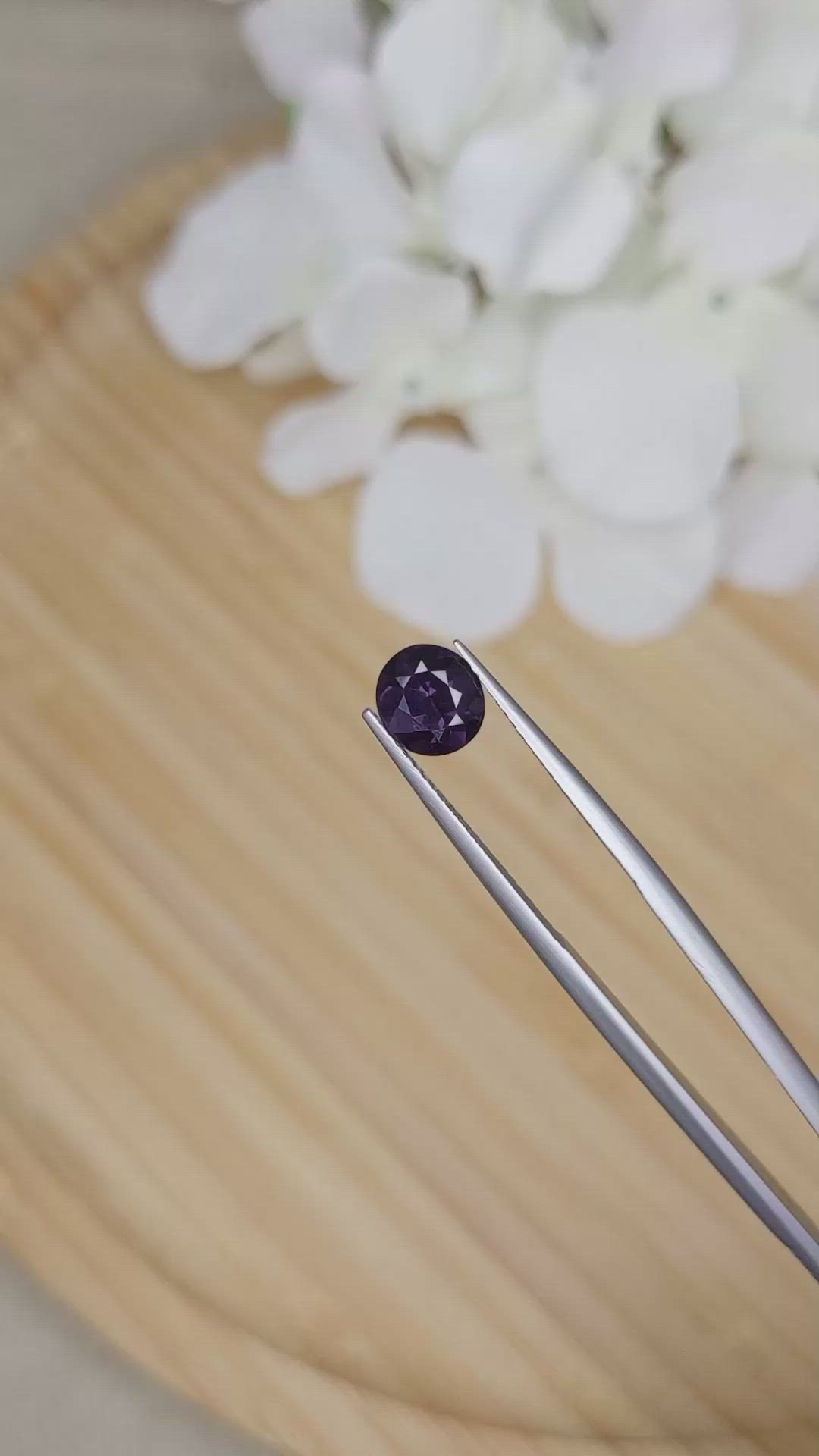 1.32 Ct. Spinel from Ceylon (Sri Lanka) Size Video