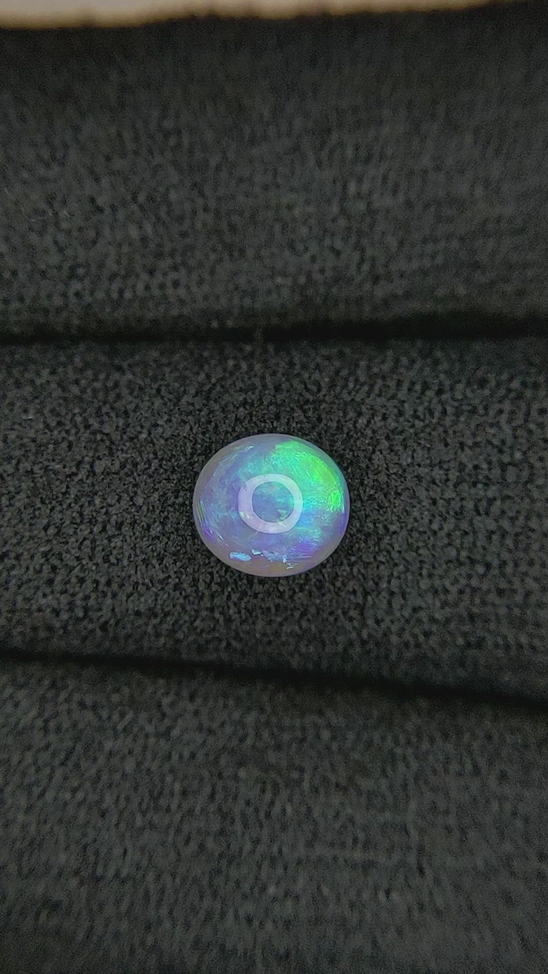 0.98 Ct. Cabochon Crystal/Jelly Opal from Australia Size Video